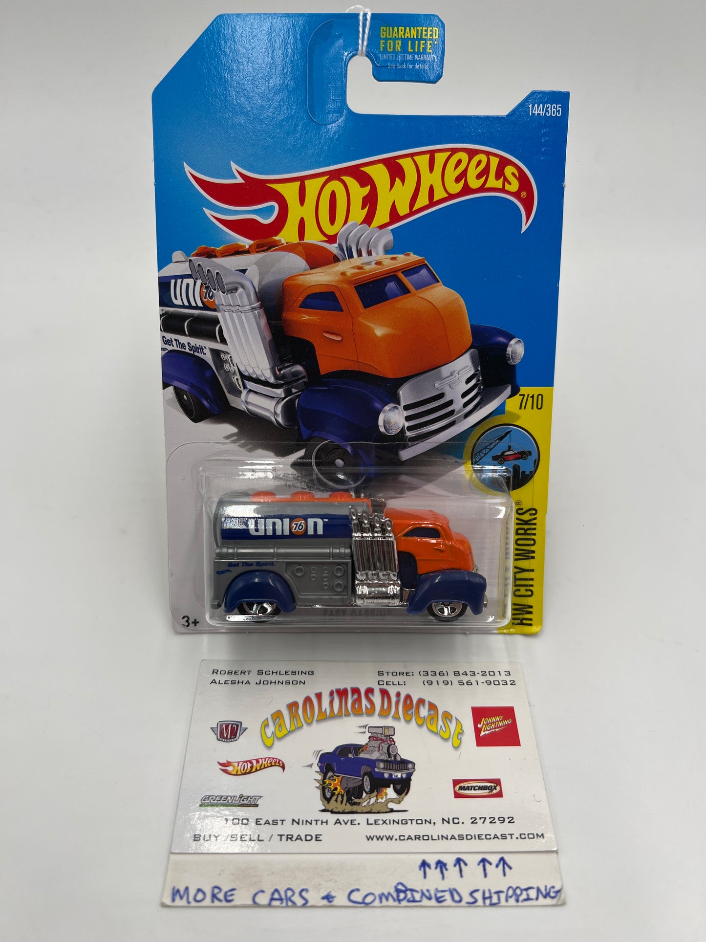 2017 Hot Wheels Nightburnerz #144 Fast Gassin Union 76 113A
