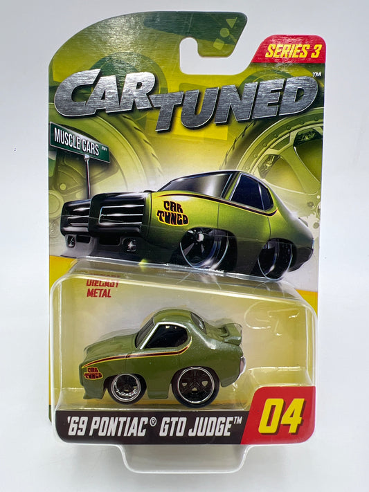 Car Tuned Series 3 Walgreens Exclusive #4 69 Pontiac GTO Judge Green