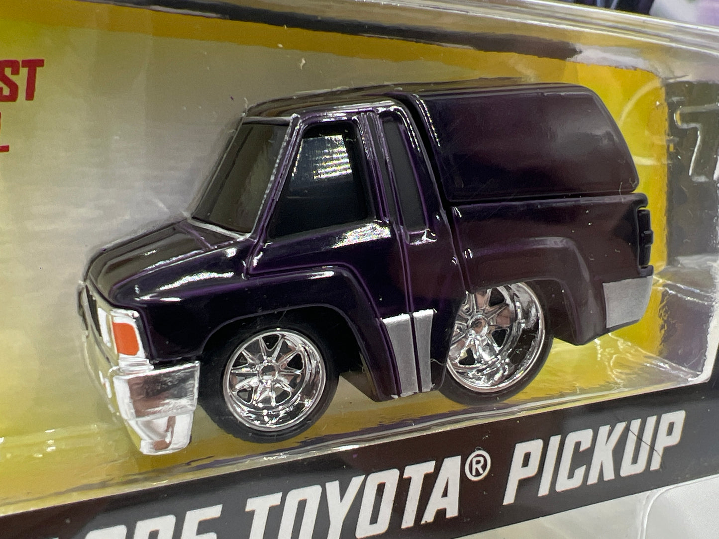 2025 MGA Car Tuned Series 6 #1 87 SR5 Toyota Pickup Purple 179D