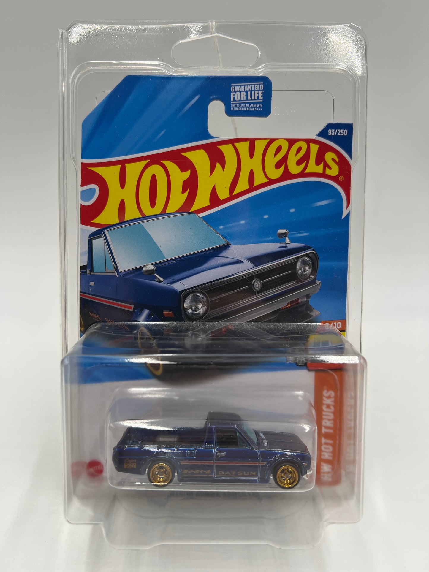 2025 Hot Wheels Super Treasure Hunt #93 1975 Datsun Sunny Truck B120 Blue W/Protector