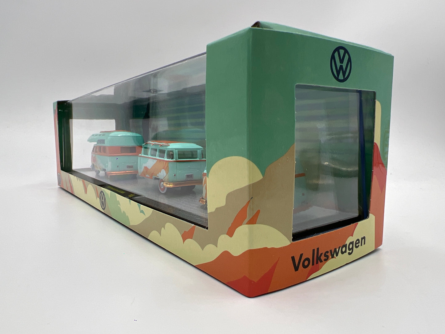2025 M2 Machines Auto Haulers CHASE 1959 VW Double Cab Truck USA Model & 1960 VW Delivery Van & Trailer R85