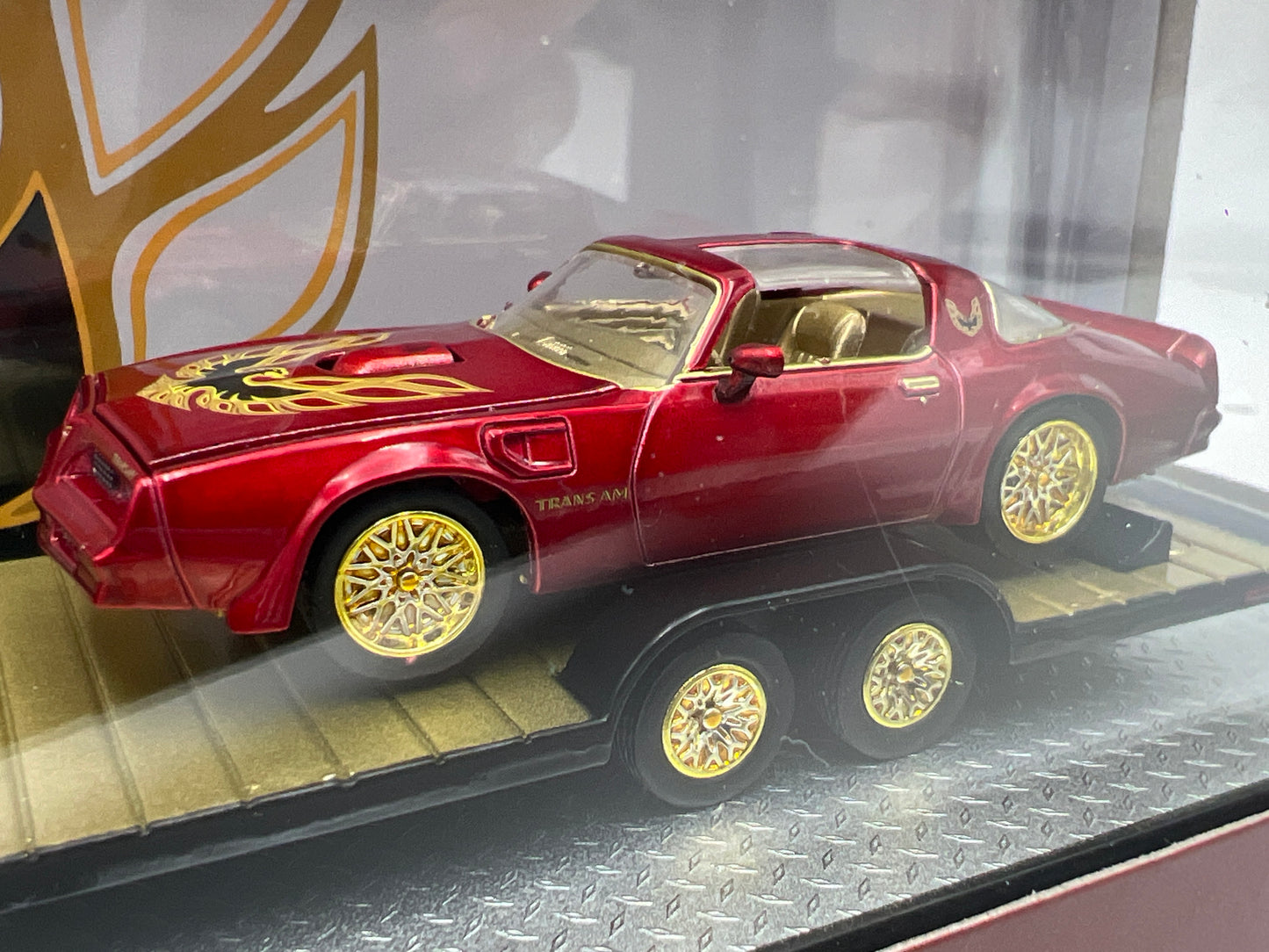 M2 Machines Haulers R96 CHASE 1977 GMC Sierra 3500 Custom & 1977 Pontiac Firebird Trans Am