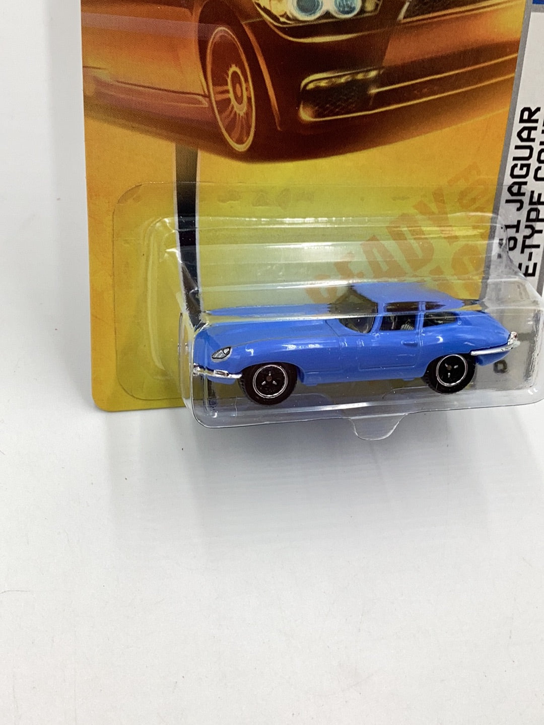 Matchbox 2008 #6 1961 Jaguar E -Type Coupe blue 209C