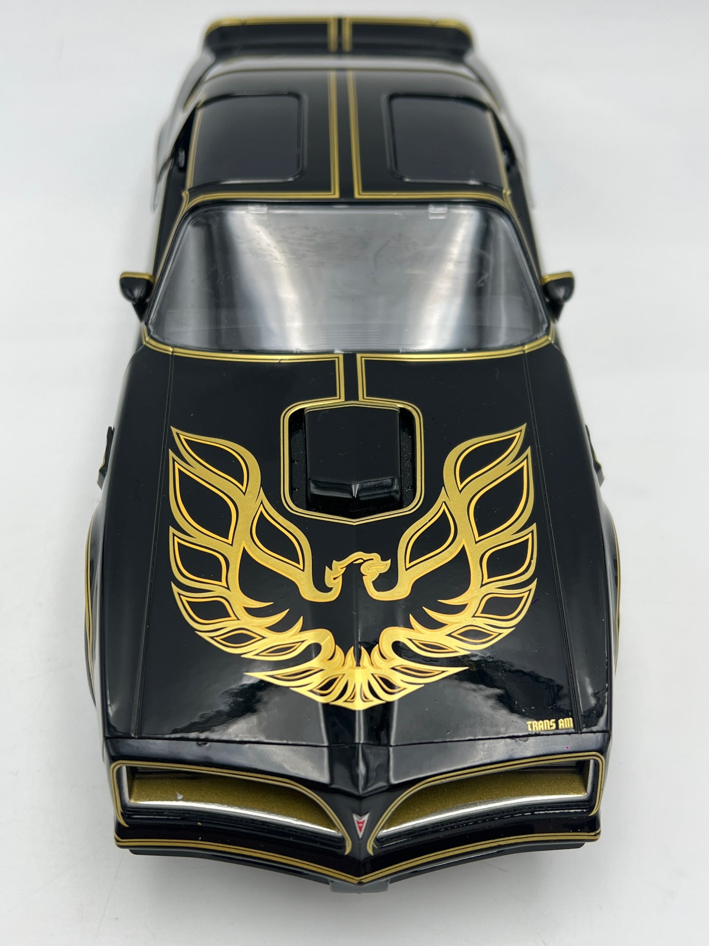 Greenlight x Artisan 1:18 Scale Loose Smokey & The Bandit 1977 Pontiac Firebird Trans Am Black