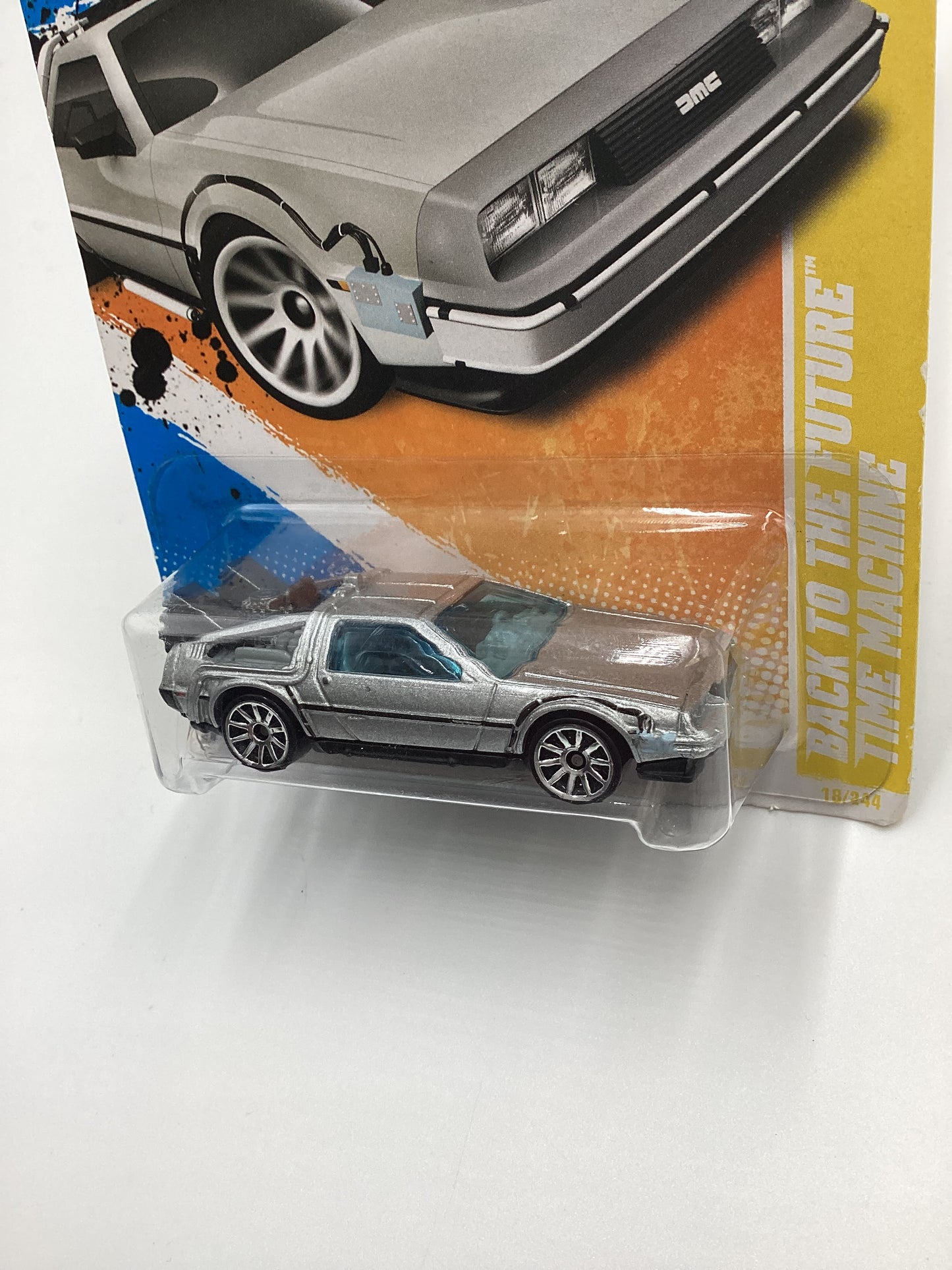 2011 Hot Wheels #18 Back to the Future Time Machine Silver 119B