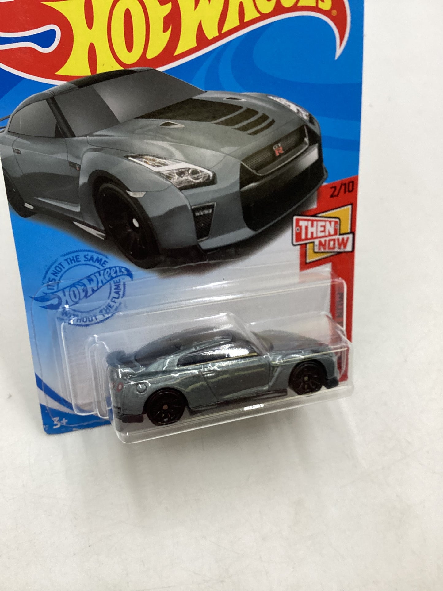 2021 Hot wheels #79 17 Nissan GT-R (R35) Gray *Bad Card* 82F