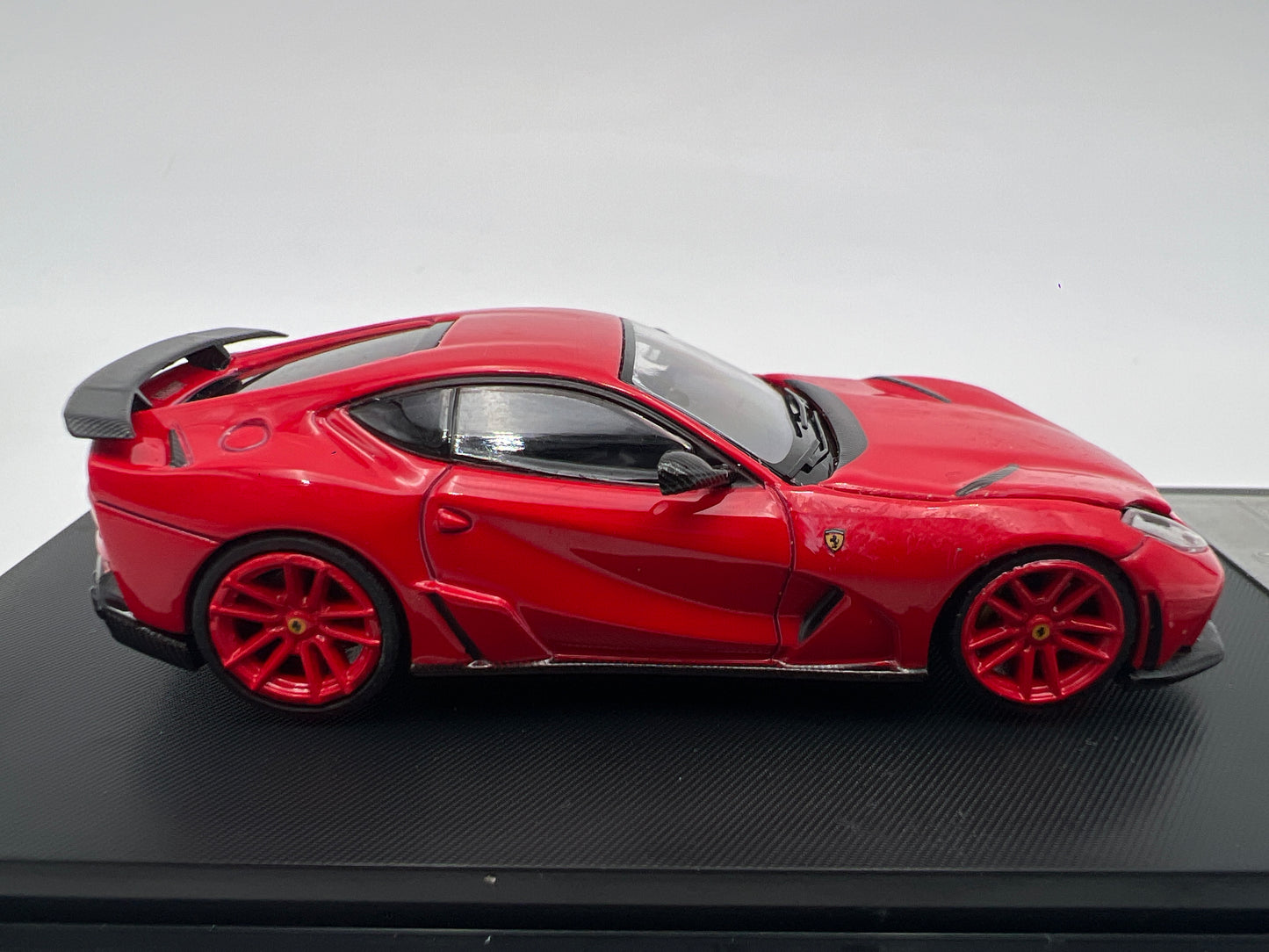 Stance Hunters 1/64 1 of 599 Ferrari 812 Red