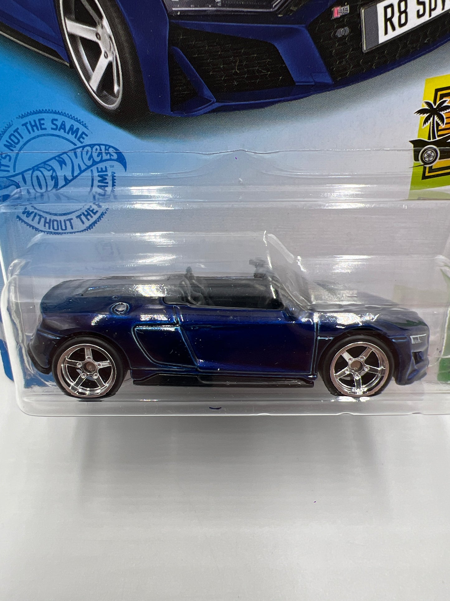 2021 Hot Wheels Super Treasure Hunt #211 2019 Audi R8 Spyder Blue W/Protector