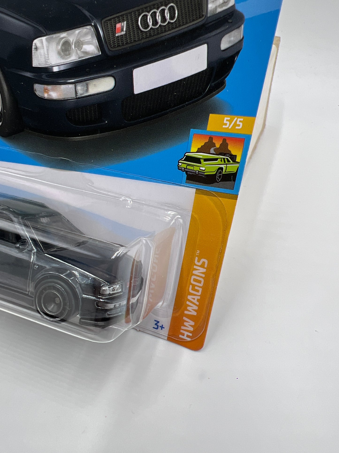 2022 Hot Wheels Super Treasure Hunt #228 94 Audi Avant RS2 Black W/Protector
