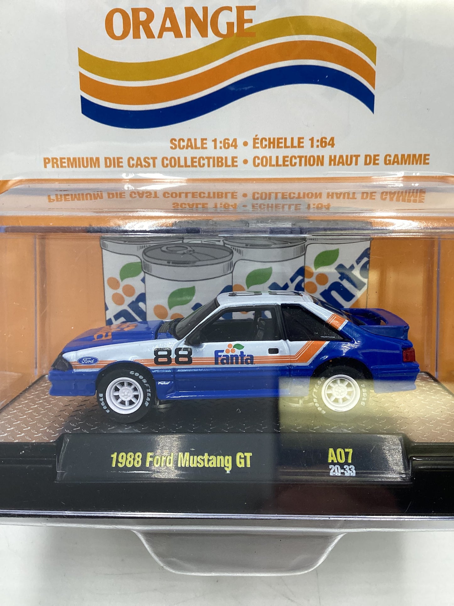 M2 Machines Fanta 1988 Ford Mustang GT Blue/White A07 203E