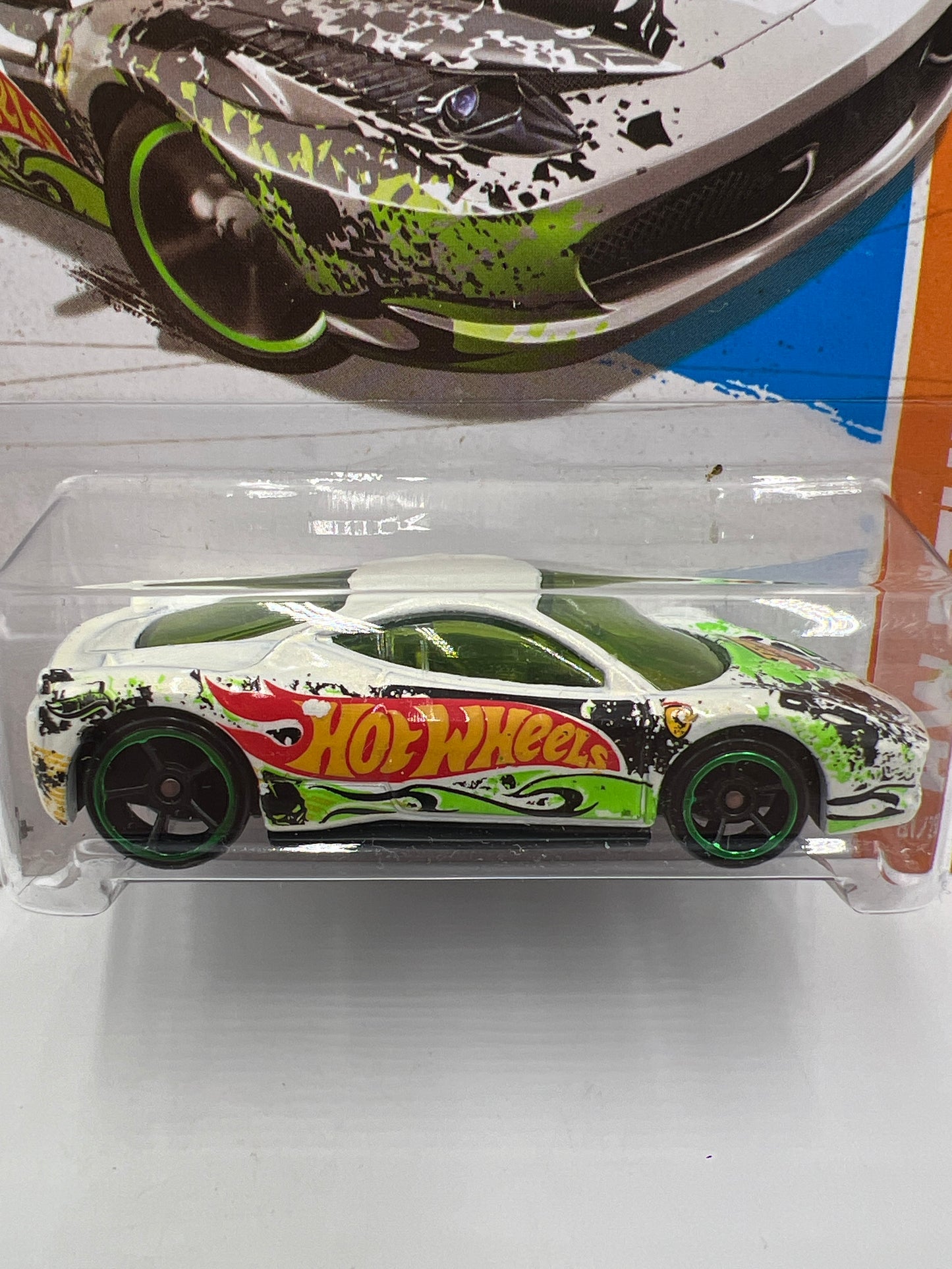 2013 Hot Wheels Stunt #81 Ferrari 458 Challenge White