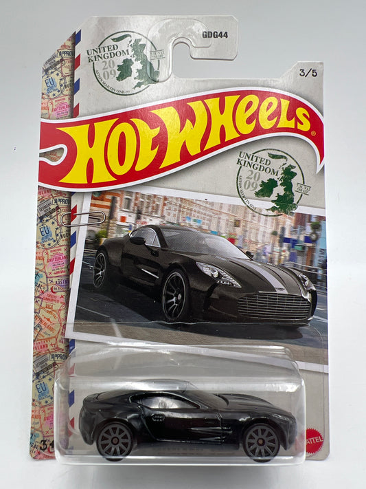 Hot Wheels World Class Racers #3 Aston Martin One-77 Black 167Q