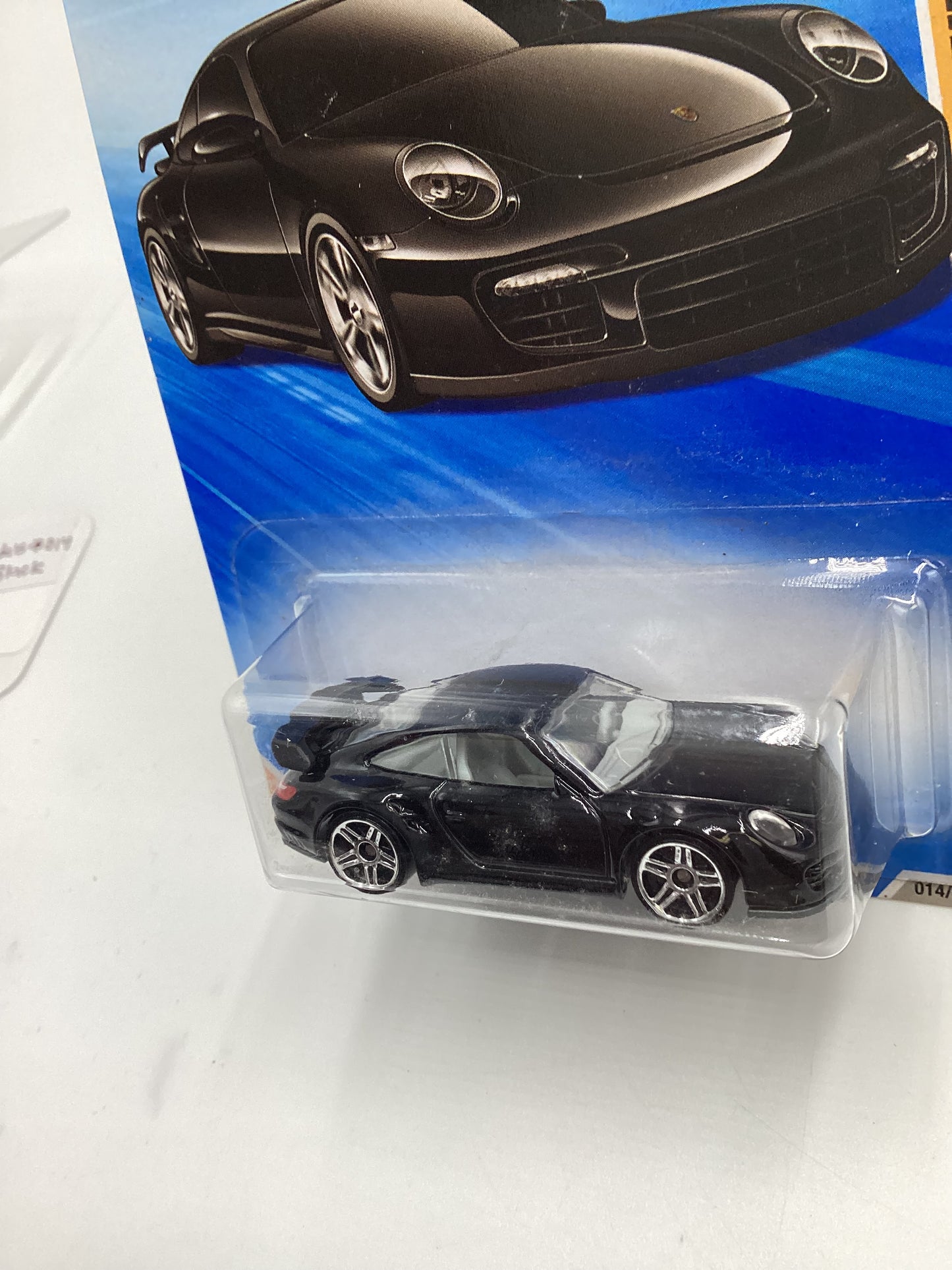 2010 Hot Wheels #014 Porsche 911 GT2 Black with protector