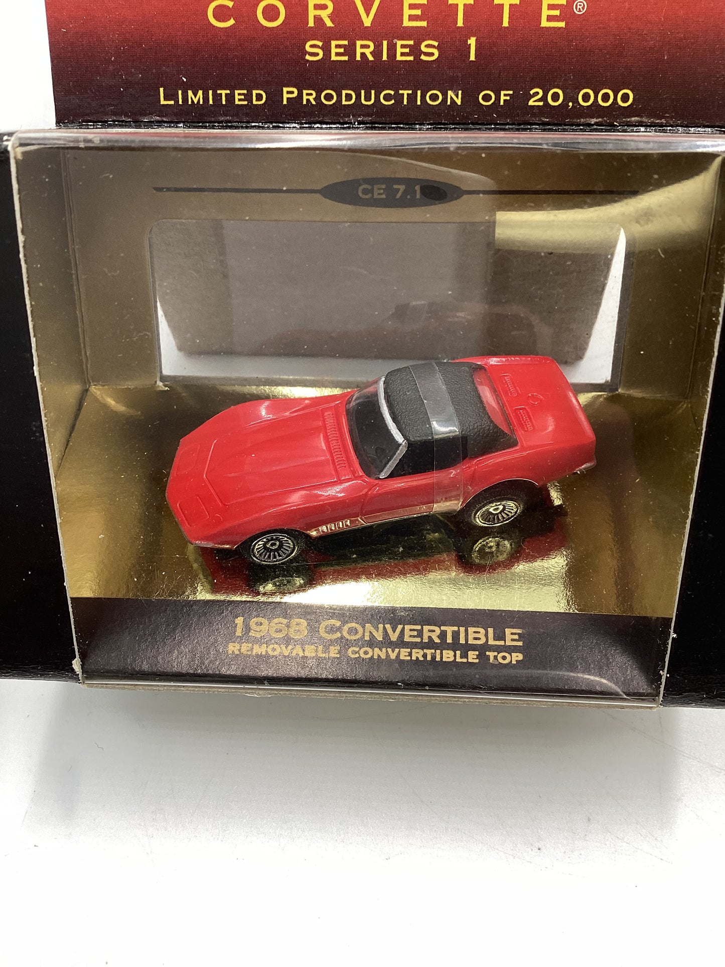 Micro Machines Collectors Edition Corvette Series 1 1968 Convertible Red 1/20000 SR CE 11