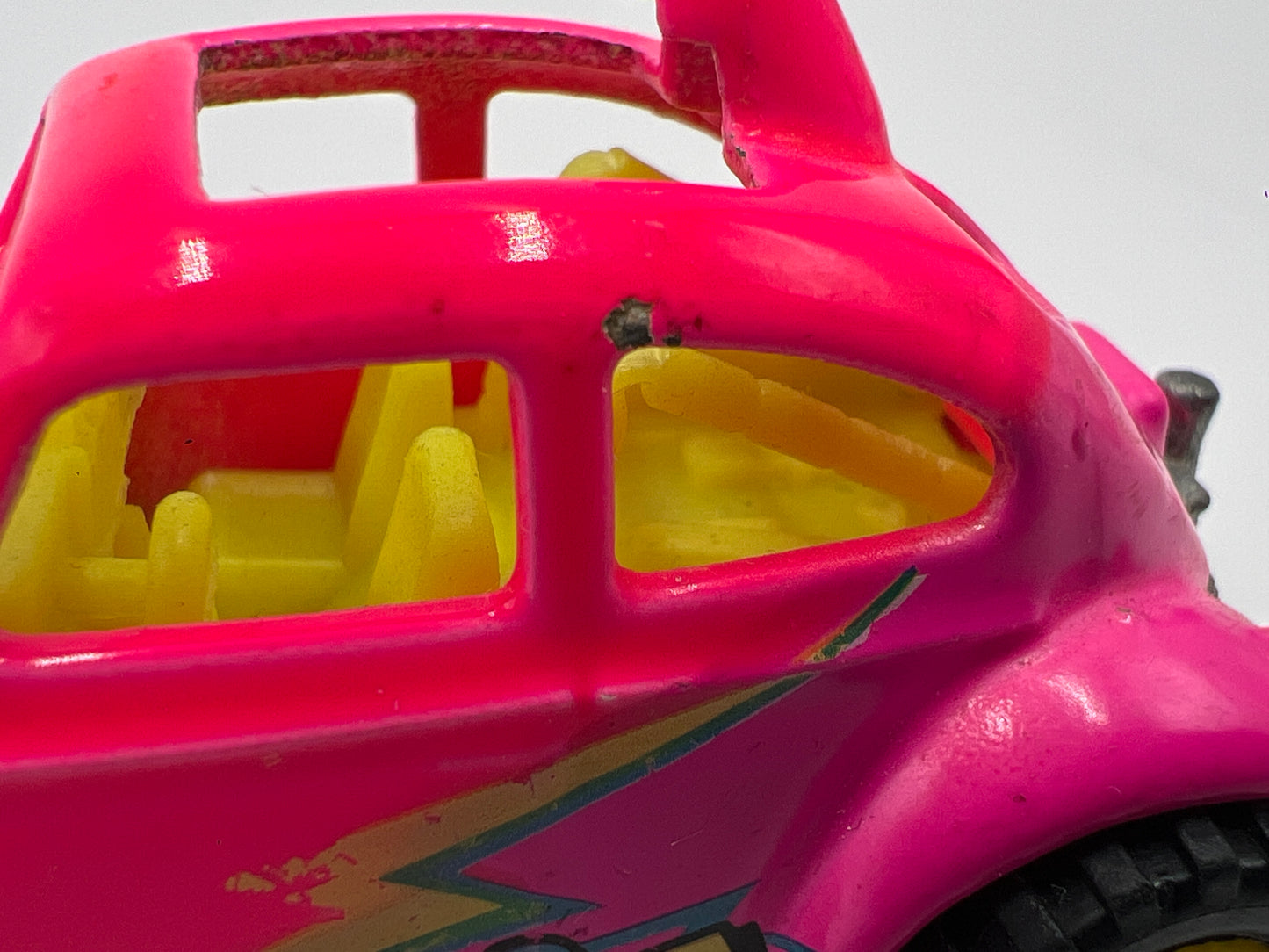 Hot Wheels 1/64 California Customs VW Baja Bug Pink W/Real Riders Loose