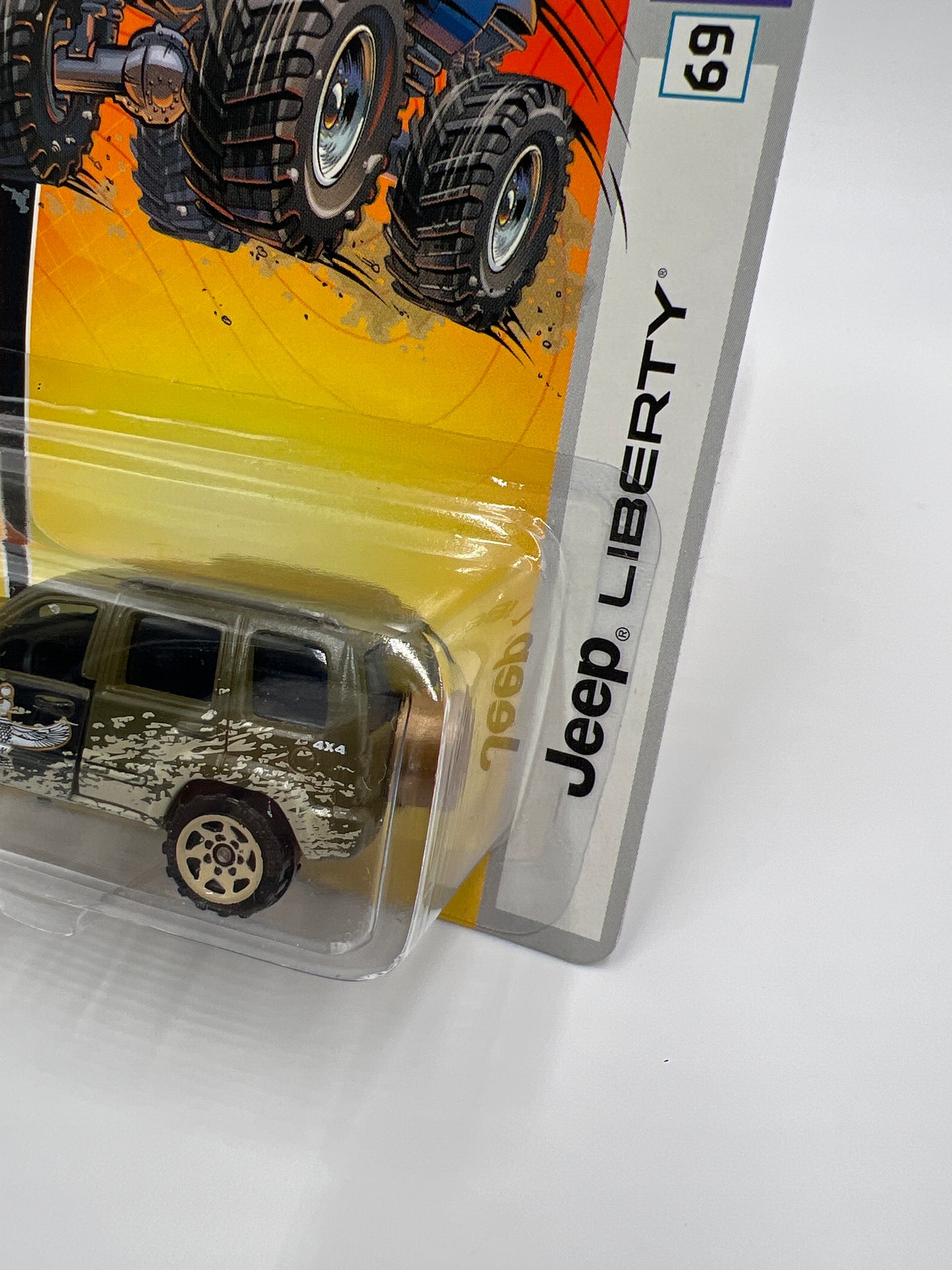 Matchbox MBX Metal #69 Jeep Liberty Green W/Protector