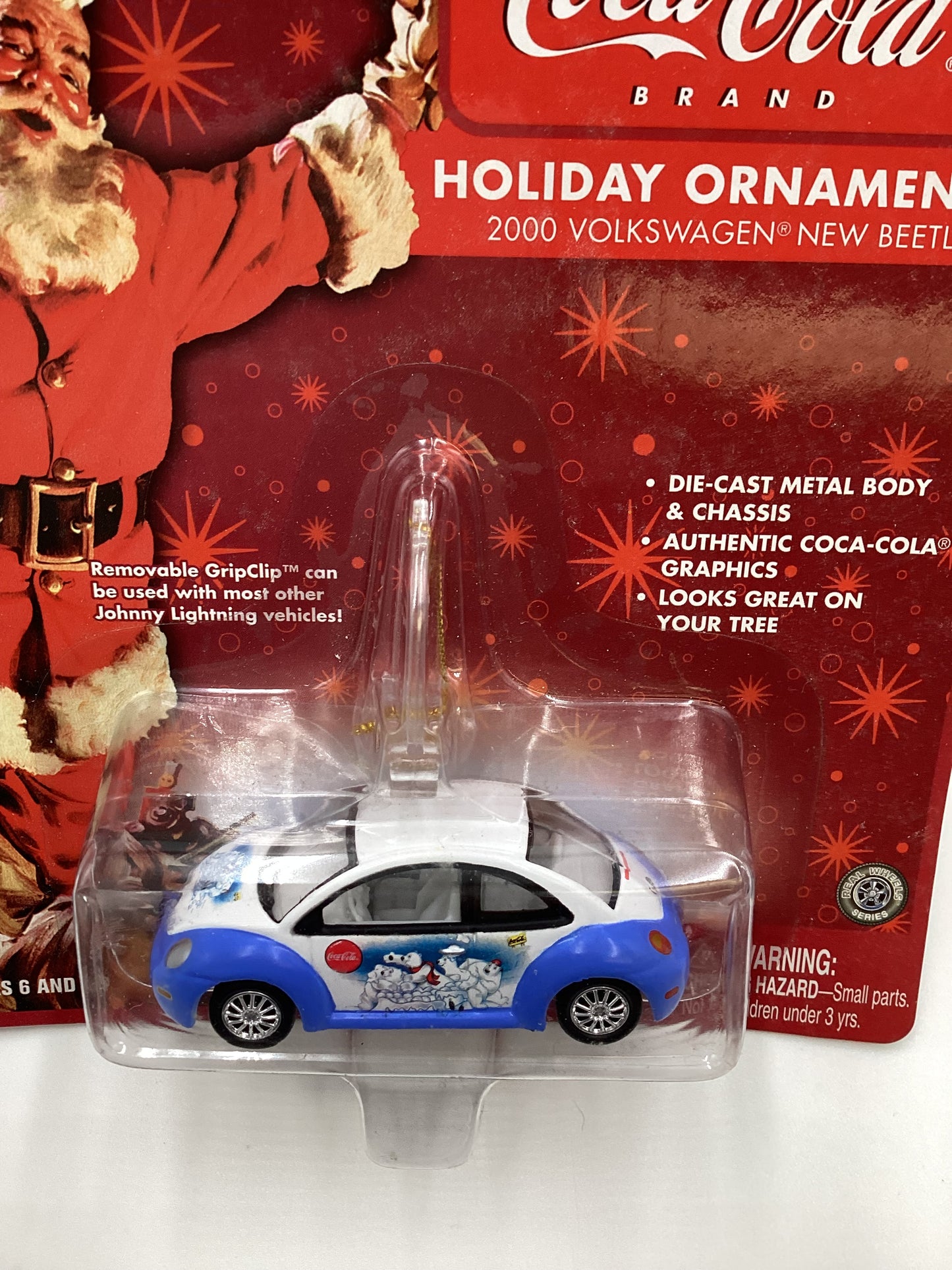 Johnny Lightning Coca Cola Holiday Ornaments 2000 Volkswagen New Beetle 228A