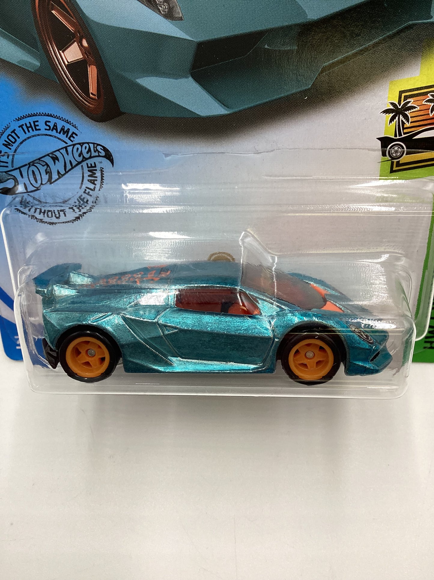 2020 Hot Wheels Super Treasure Hunt Lamborghini Sesto Elemento Light Blue W/Protector