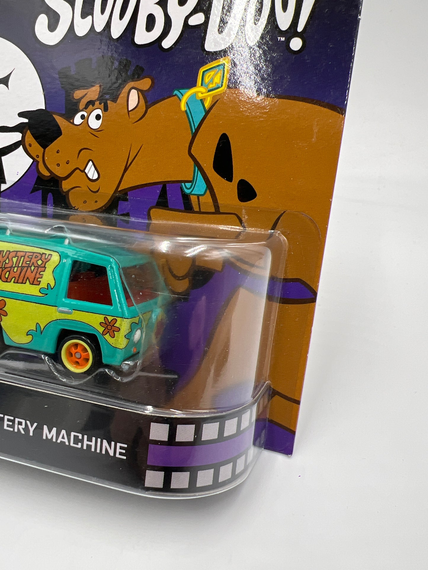Hot Wheels Retro Entertainment Scooby-Doo The Mystery Machine