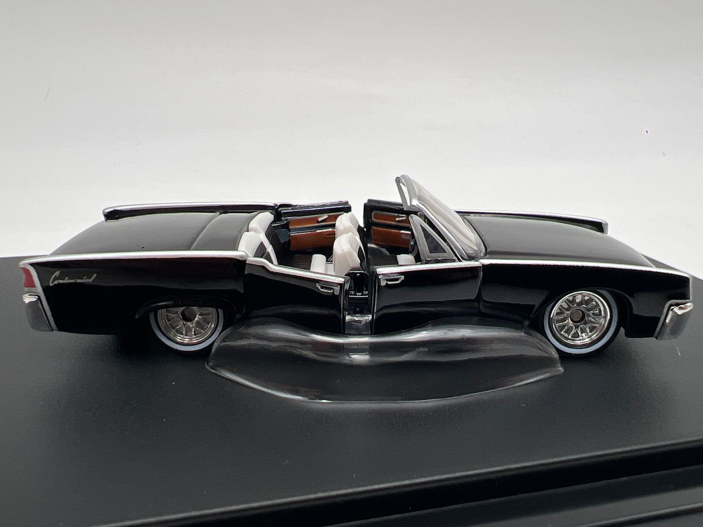 2024 Hot Wheels RLC 61 Lincoln Continental Black