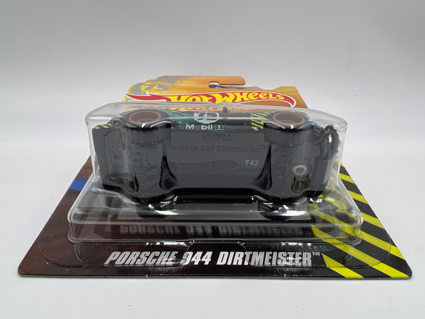 2024 Hot Wheels RLC Creations Exclusive Porsche 944 Dirtmeister Mobil 1 W/Protector