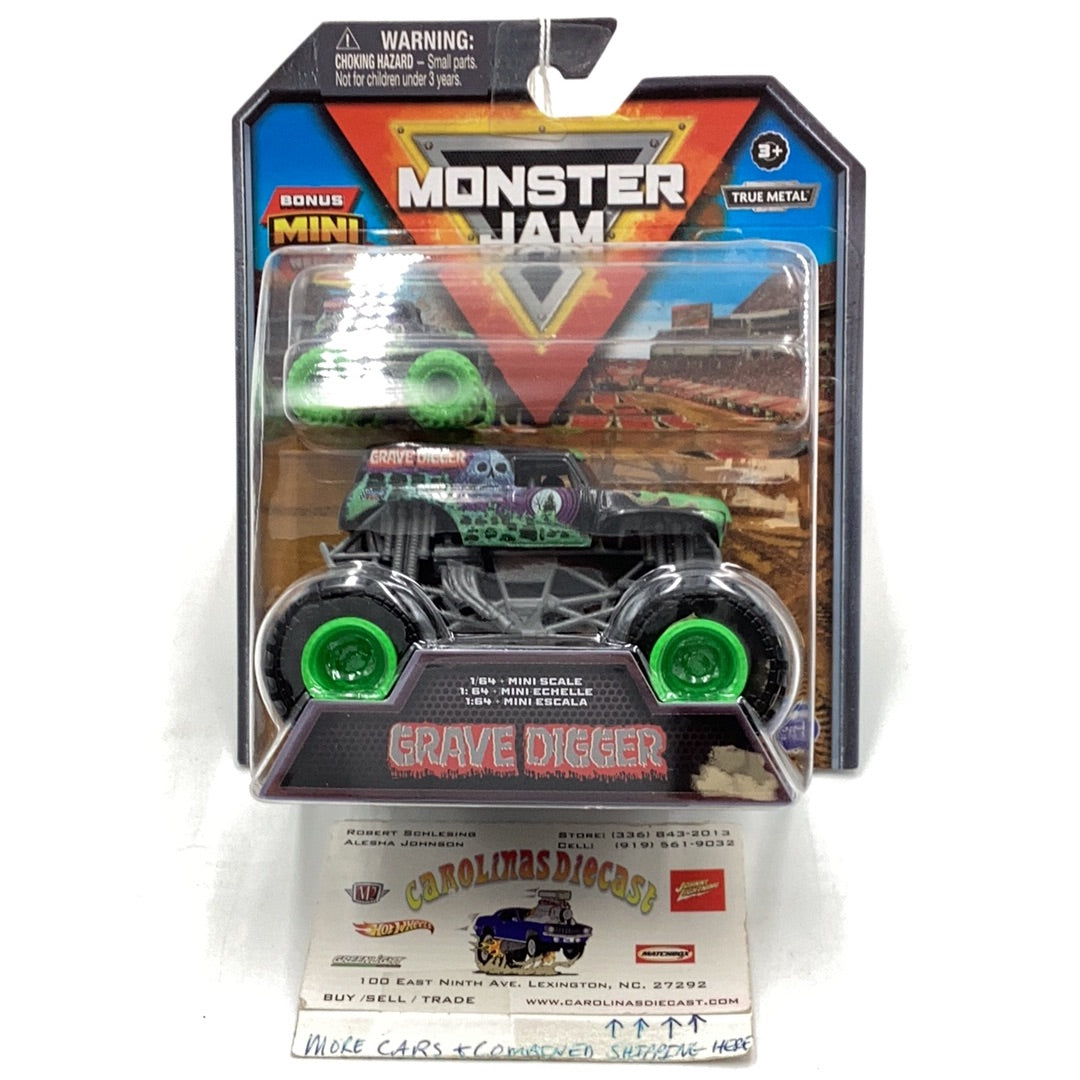 2024 monster jam Grave digger with mini Grave digger regalo 134D