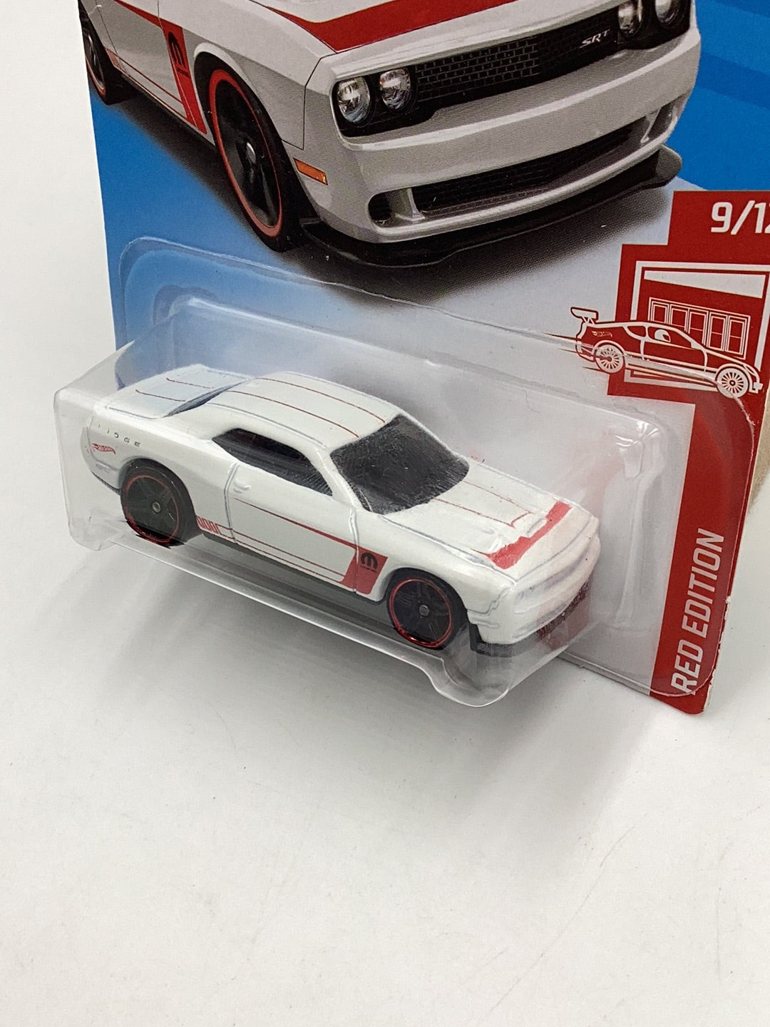 2018 Hot Wheels Red Edition ‘15 Dodge Challenger SRT *BAD CARD* 150D