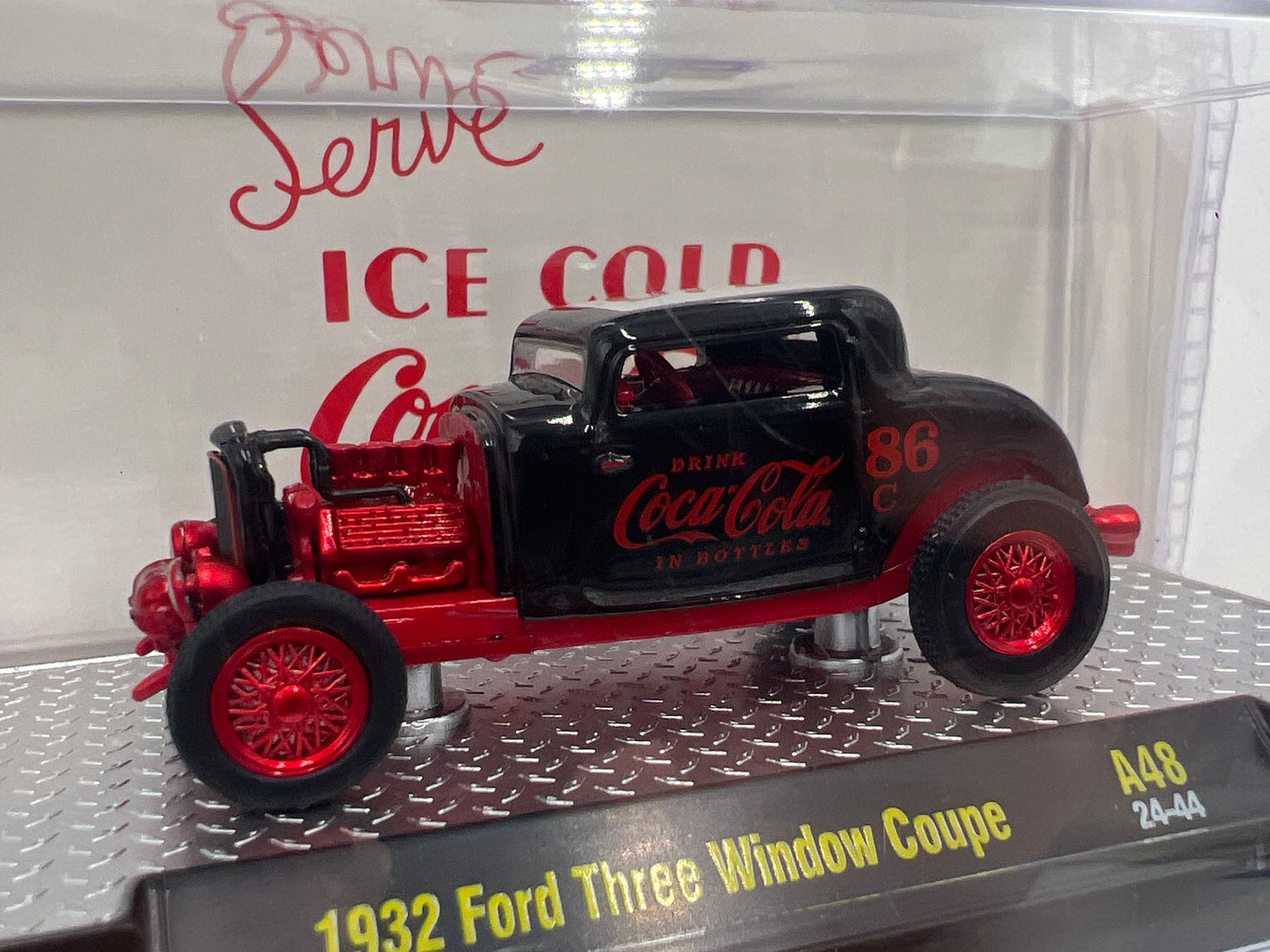 M2 Machines Coca Cola CHASE 1932 Ford Three Window Coupe Black A48