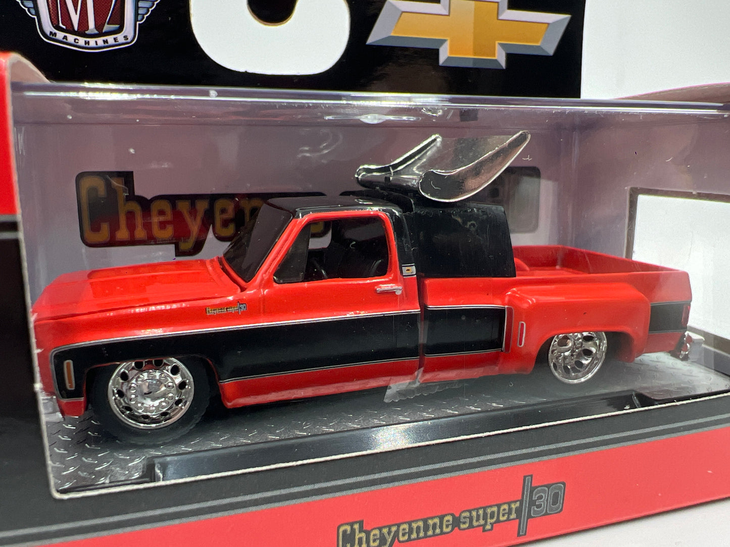M2 Machines Walmart Exclusive 1973 Chevrolet Cheyenne Super 30 Red/Black WMTS21