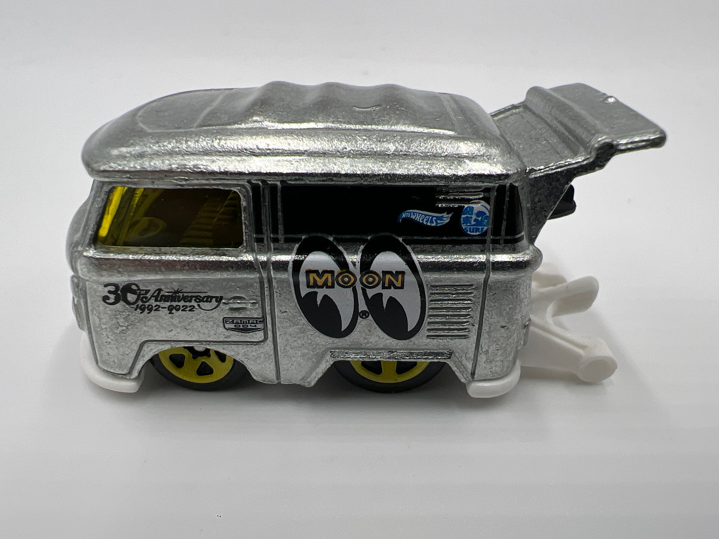 Hot Wheels 1/64 Zamac Kool Kombi Mooneyes Loose