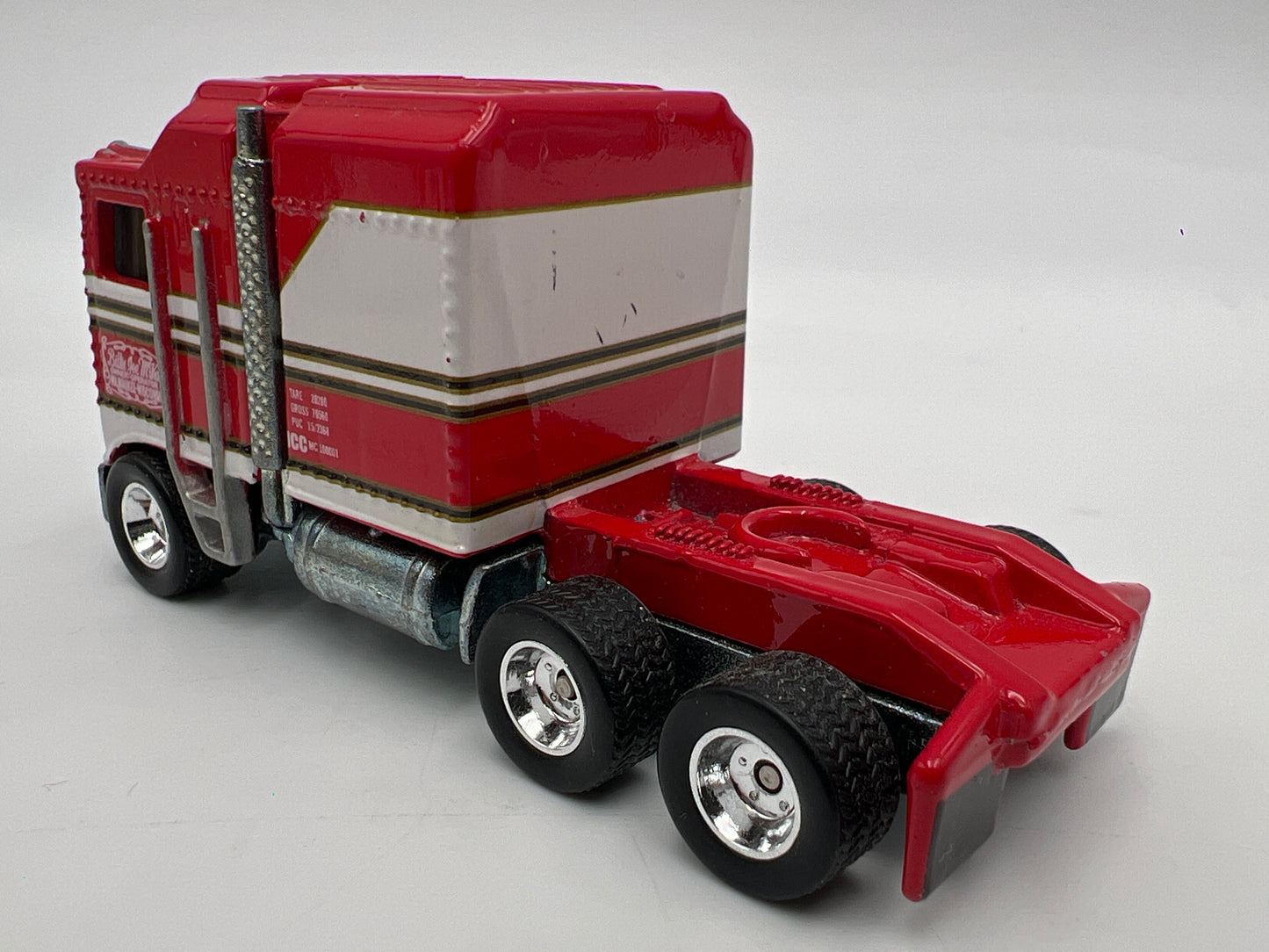 Hot Wheels 1/64 Premium Retro Entertainment BJ & The Bear Thunder Roller Red Loose
