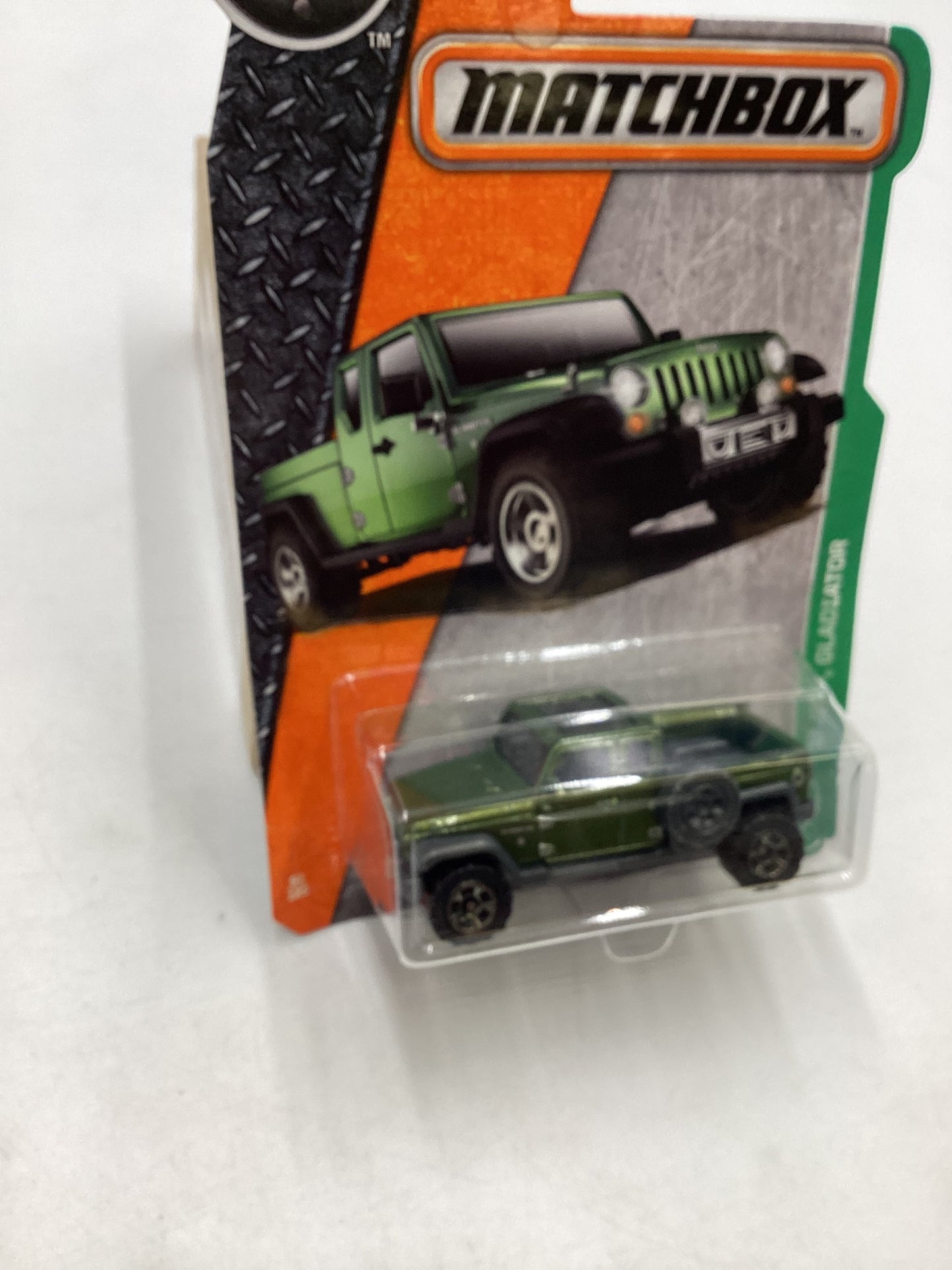 Matchbox #92 Jeep Gladiator Green 208E