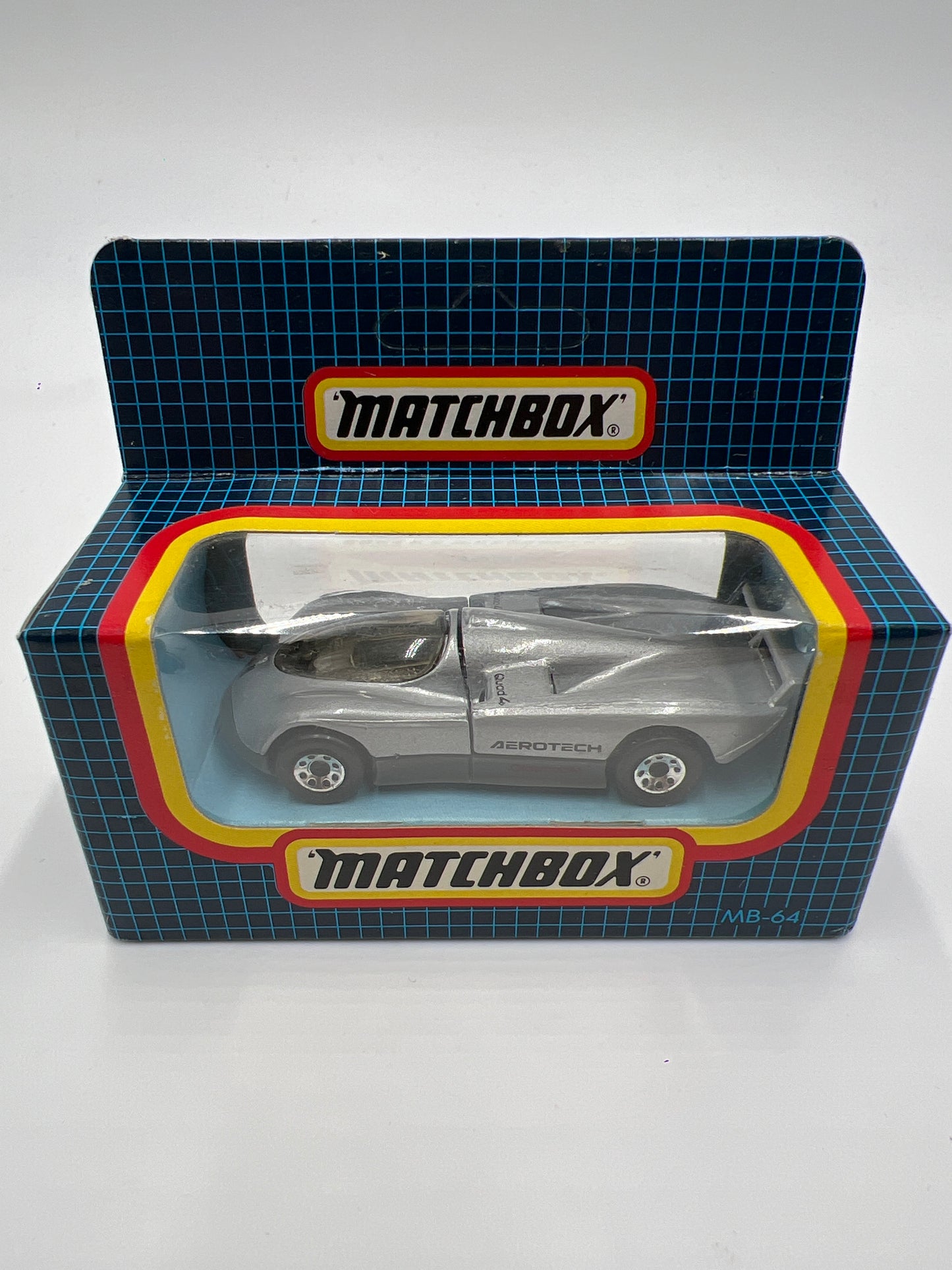 Matchbox Unpunched #64 Oldsmobile Aerotech Silver