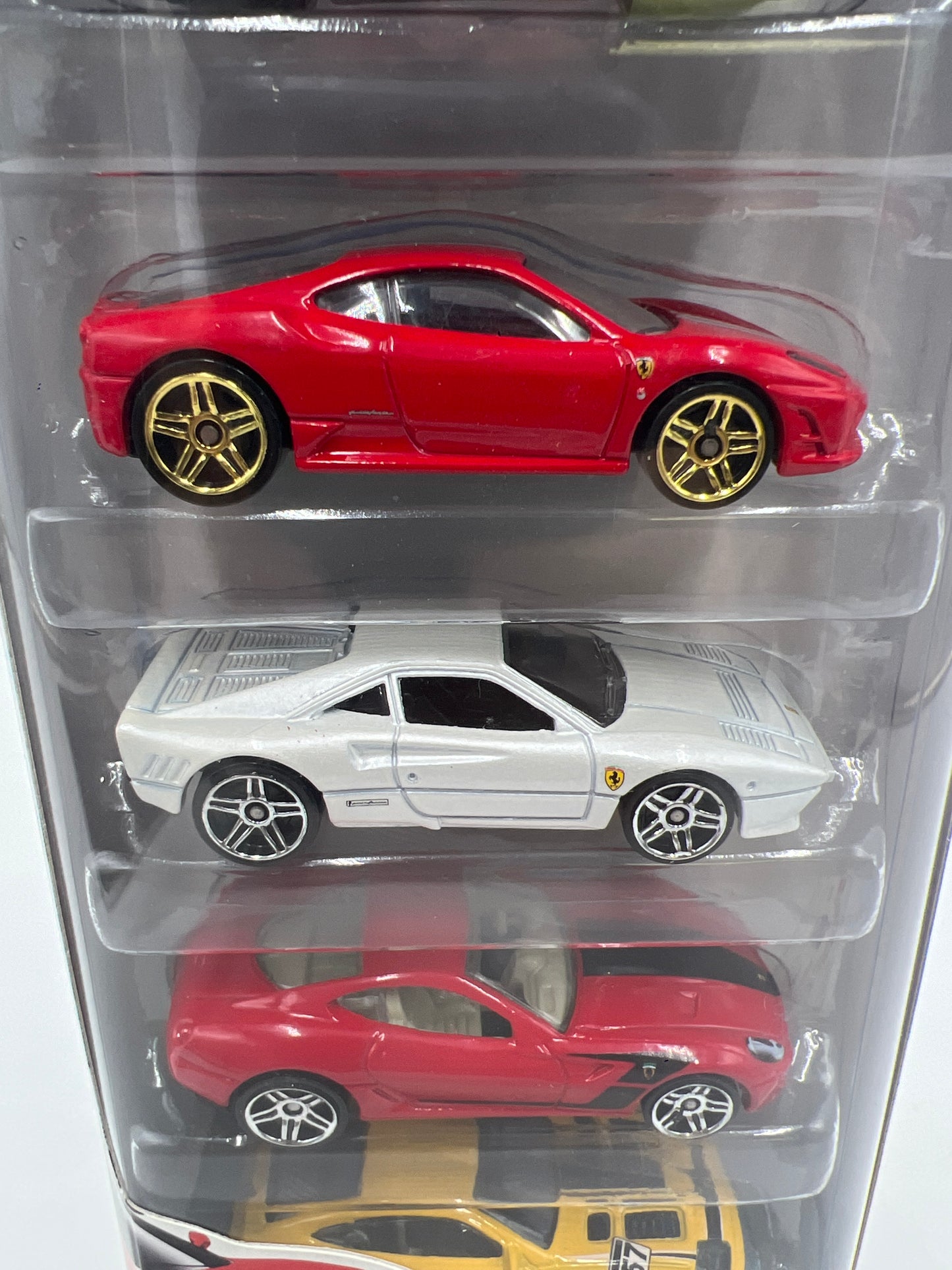 2011 Hot Wheels Ferrari 5 Pack T8629 Ferraris F50, 575 GTC, 430, GTO, 599 GTB