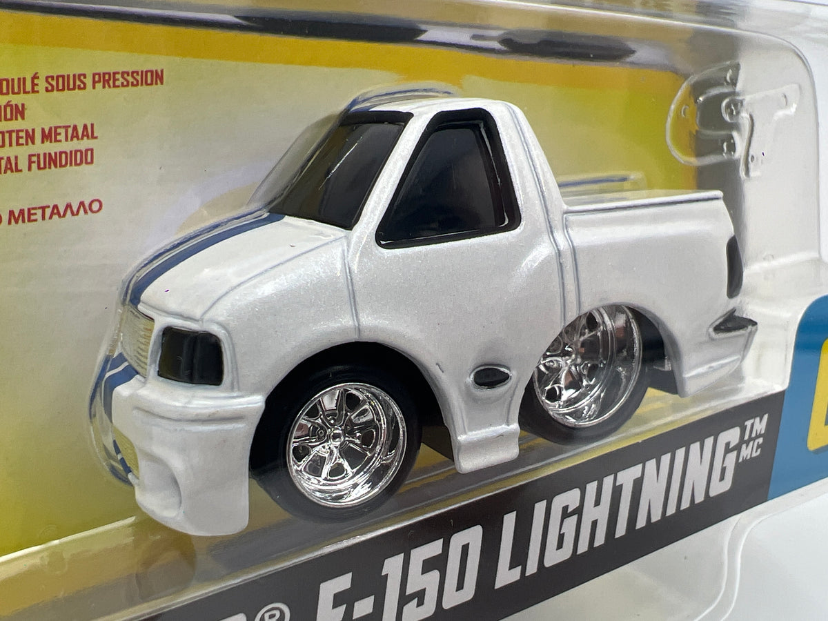 MGA Car Tuned Hobby Exclusive Series 7 #2 01 Ford F-150 Lightning White