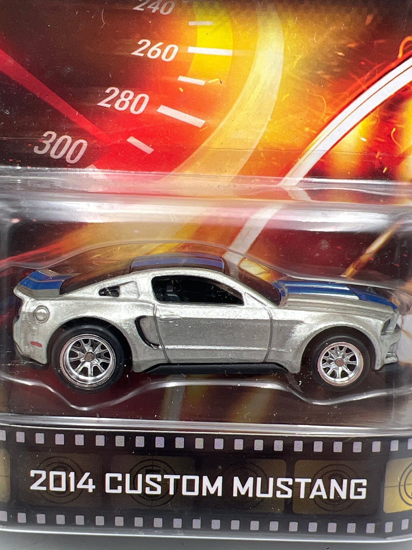 Hot Wheels Retro Entertainment Need For Speed 2014 Custom Mustang Silver W/Protector