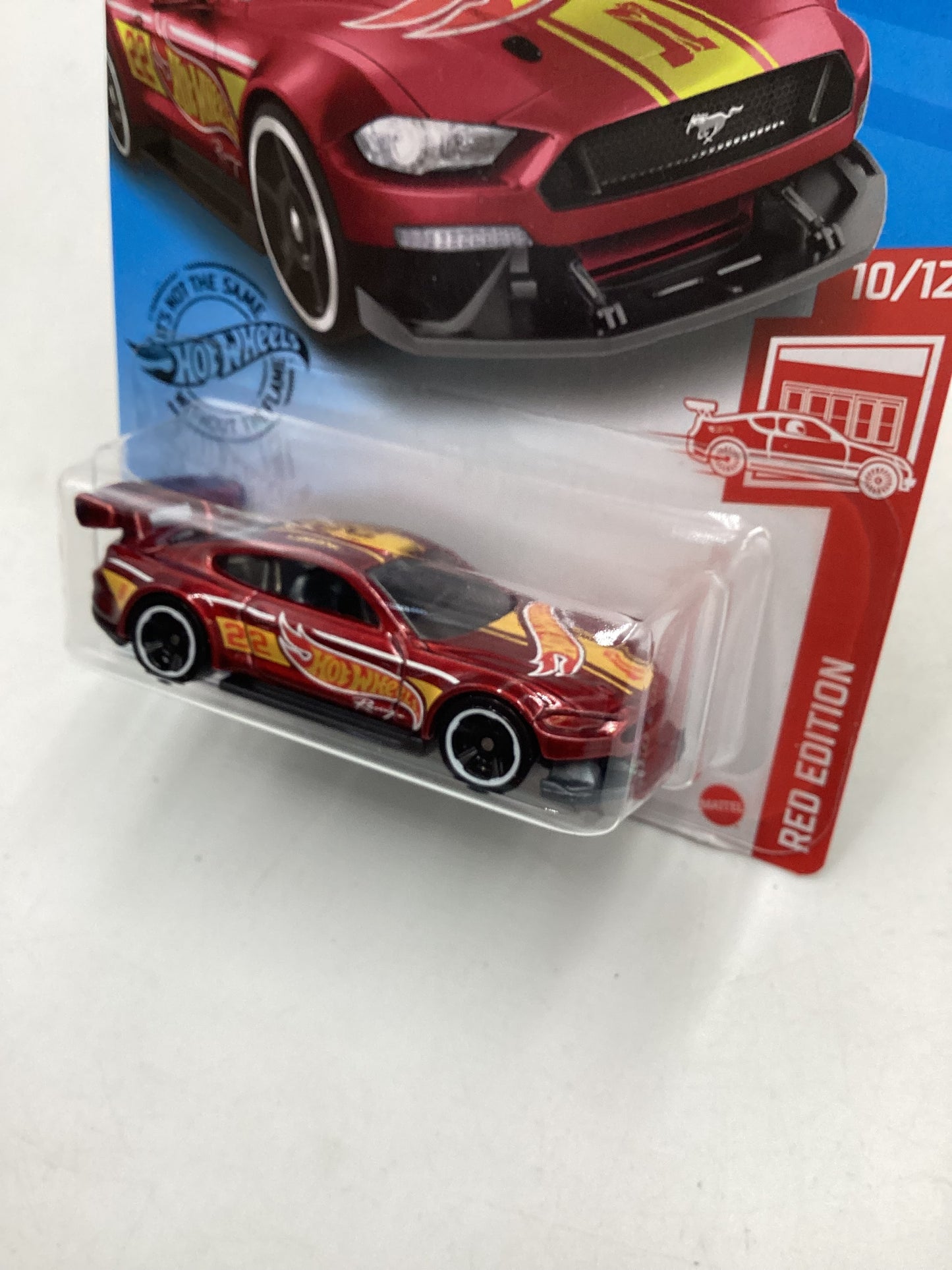 2020 Hot Wheels Red Edition #222 Custom 18 Ford Mustang GT Target red edition 150A