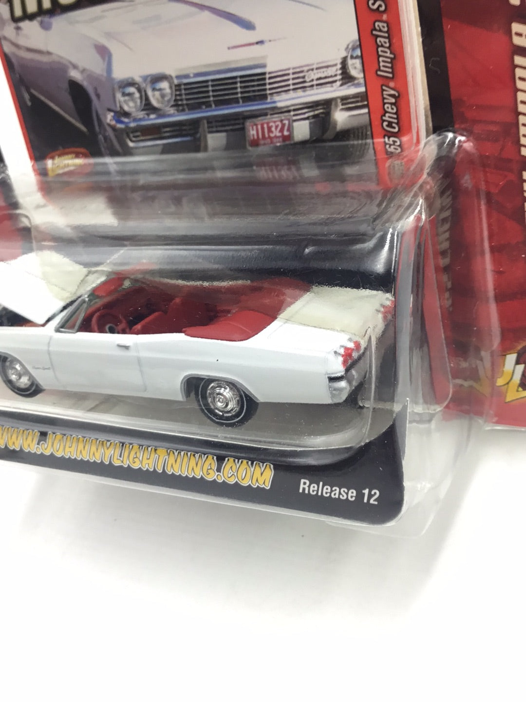 Johnny lightning muscle cars 1965 Chevy Impala SS Convertible TT1