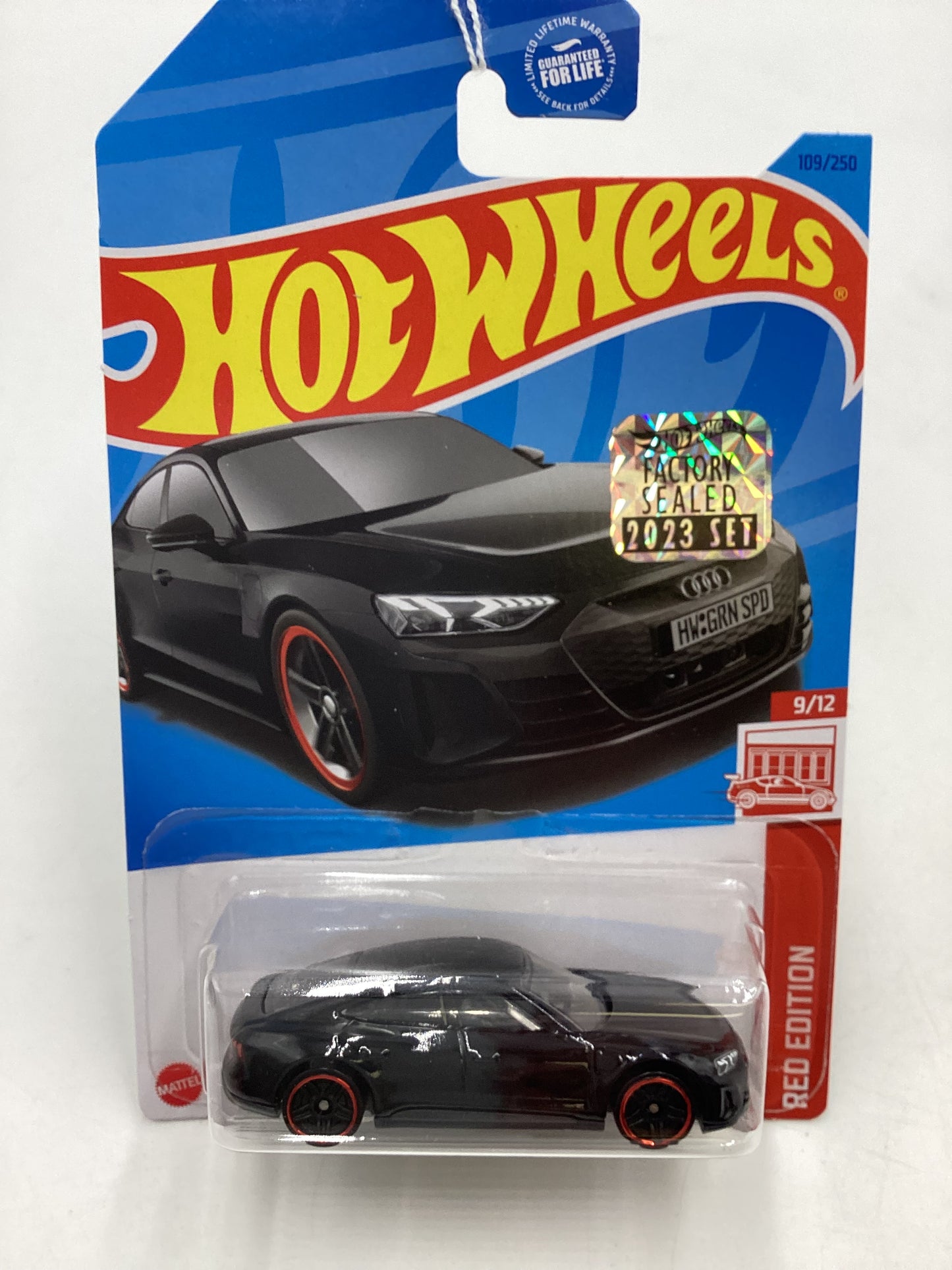 2023 Hot wheels Red edition Factory Sealed #109 Audi RS E-Tron GT *Cracked Blister* 150H