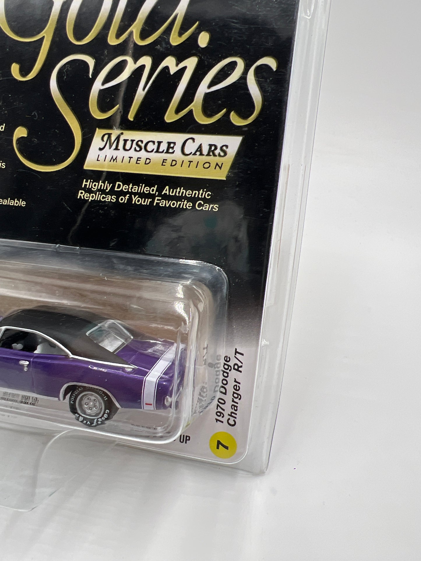 Johnny Lightning Gold Series Muscle Cars #7 1970 Dodge Charger R/T Purple 221A