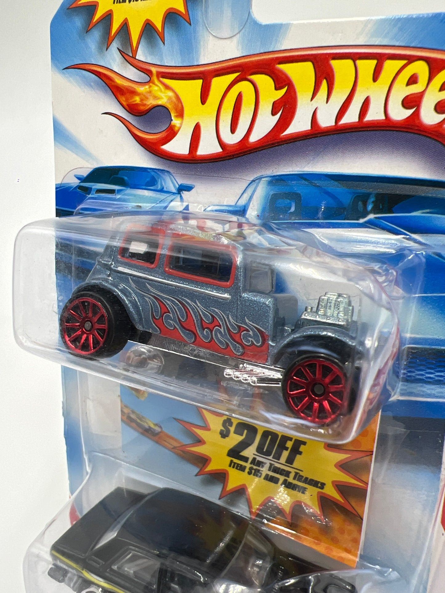 2009 Hot Wheels 2 Pack Datsun Bluebird 510 & 32 Ford Vicky W/Protector Bad Card/Blister