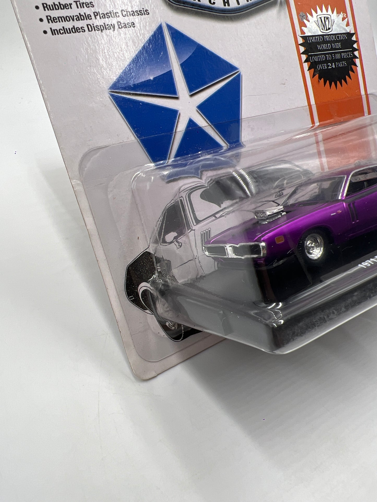 M2 Machine Auto-Drivers 1971 Dodge Charger R/T 383 Purple R30 Card Not Perfect 191B