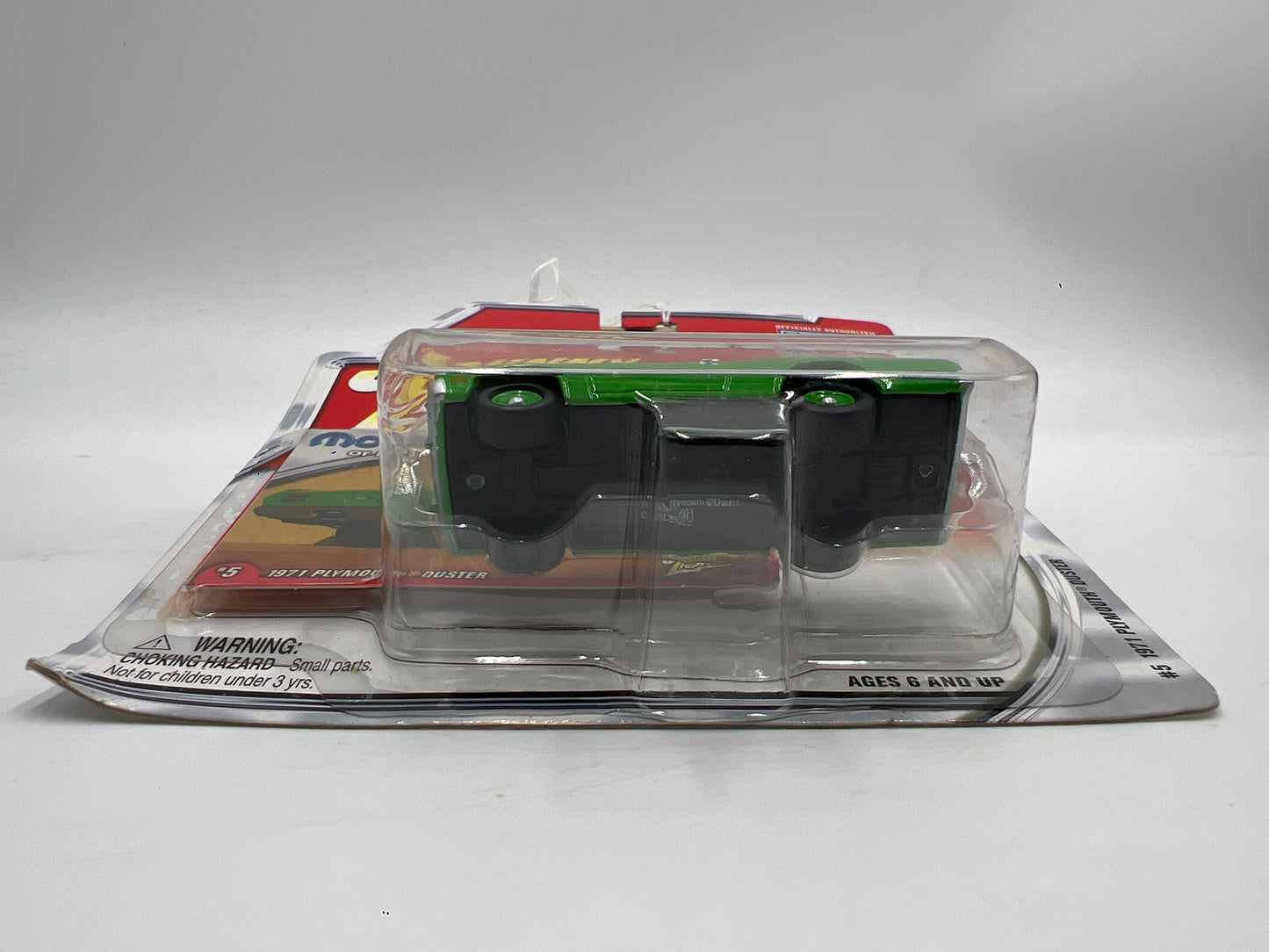 Johnny Lightning Mopar Or No Car #5 1971 Plymouth Duster Green 229A