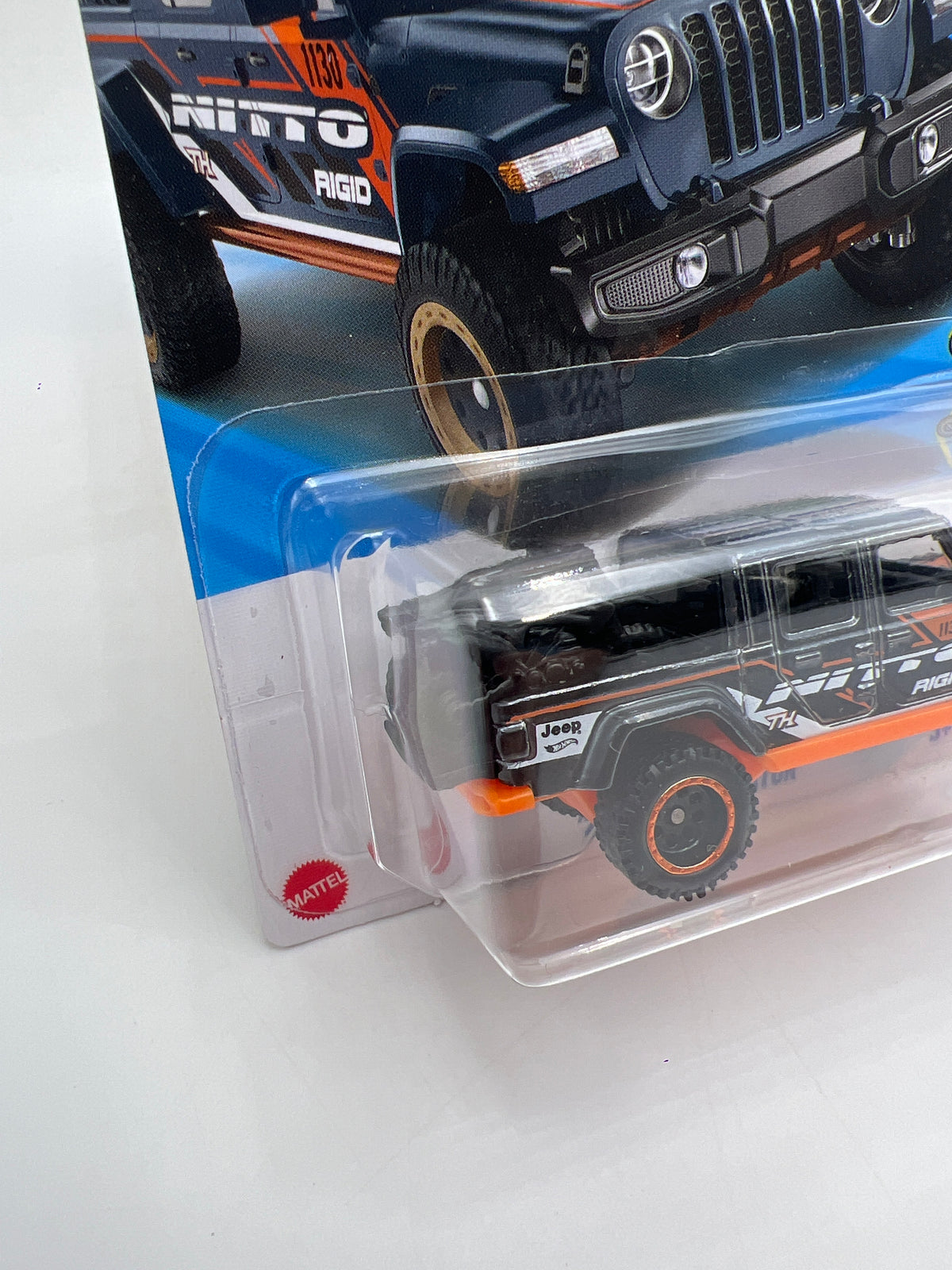 2025 Hot Wheels Factory Sealed Super Treasure Hunt #130 20 Jeep Gladiator Nitto W/Protector