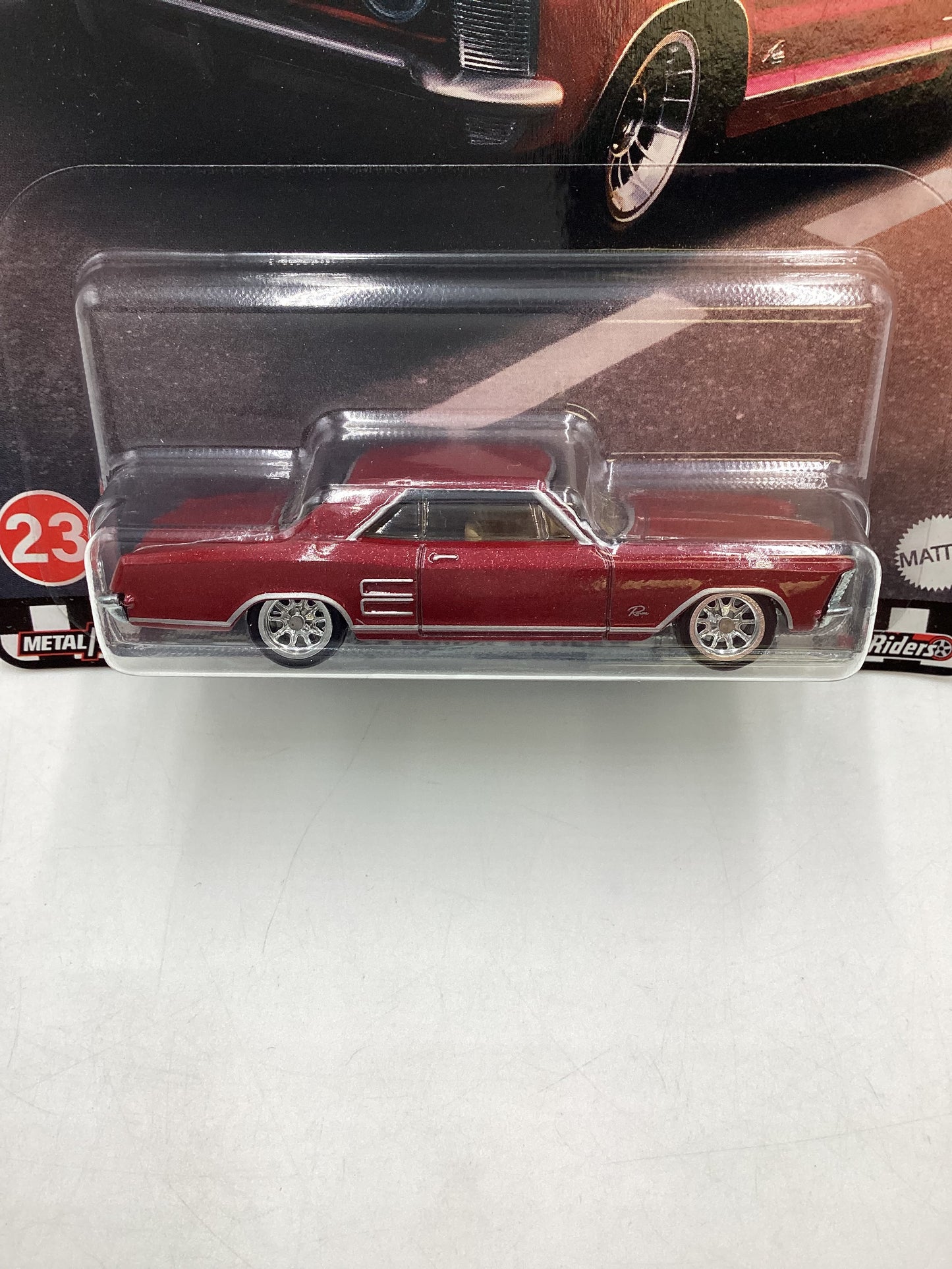 Hot Wheels Boulevard #23 64 Buick Riviera 260F