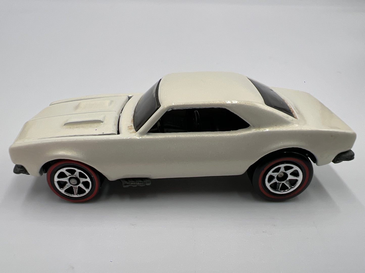 Hot Wheels 1/64 General Mills Multipack Exclusive 1967 Camaro White Loose