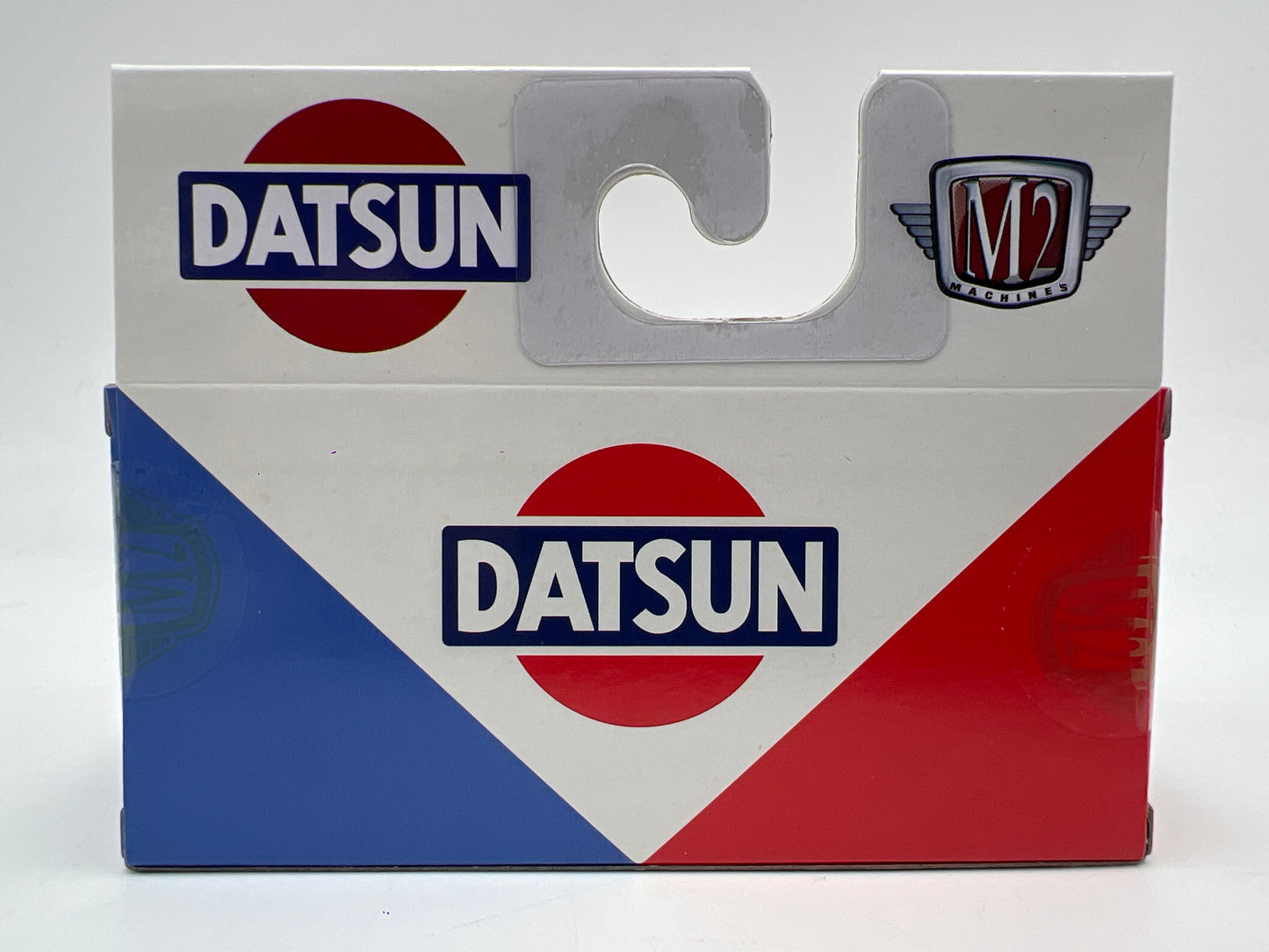 M2 Machines R93 CHASE 1969 Datsun Bluebird 1600SSS