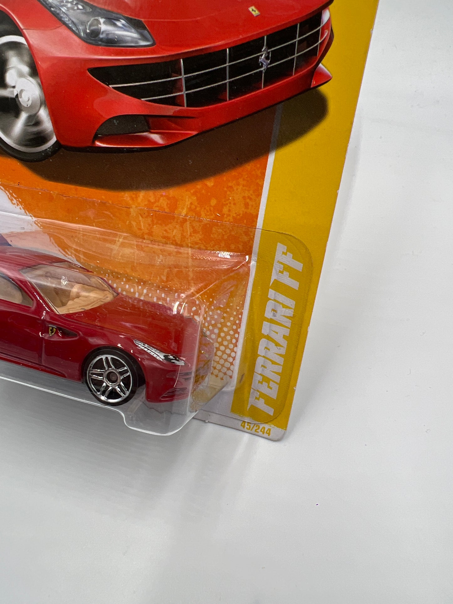 2011 Hot Wheels New Models #45 Ferrari FF Red W/Protector #2