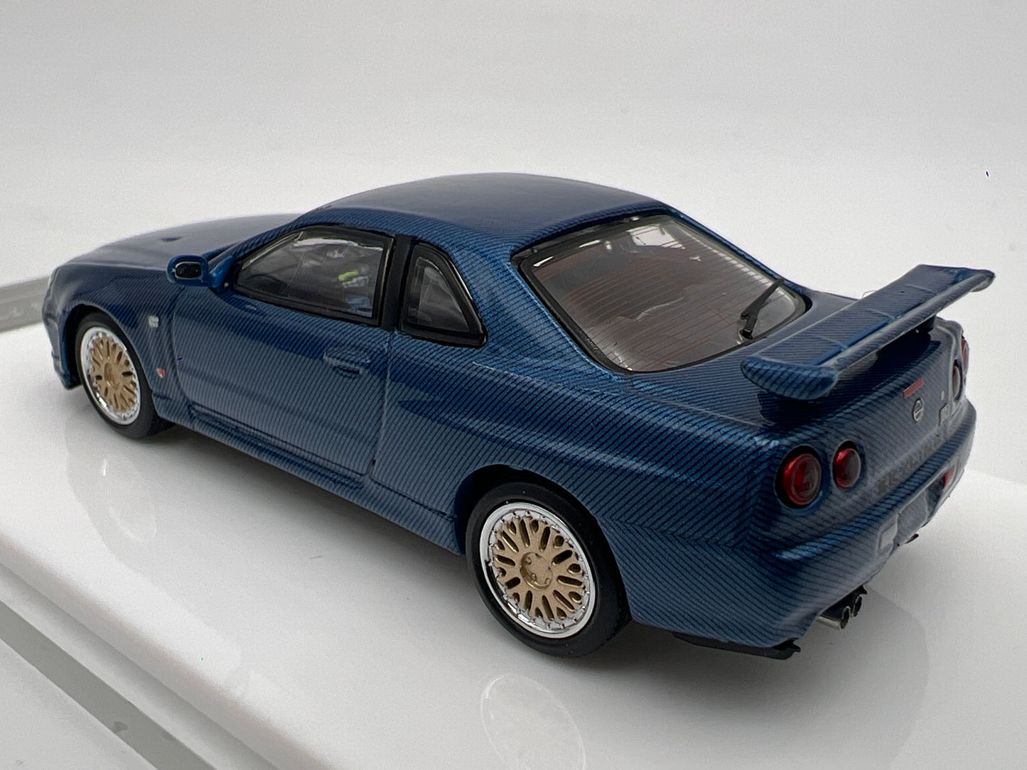 Stance Hunters 1/64 #90/499 Nissan Skyline GT-R BNR34 V-Spec II Full Carbon Blue
