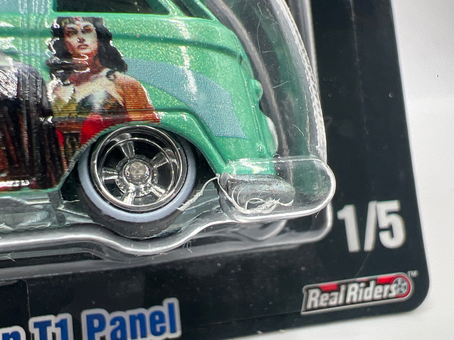 2018 Hot Wheels Premium DC Comics #1 Volkswagen T1 Panel Bus Green